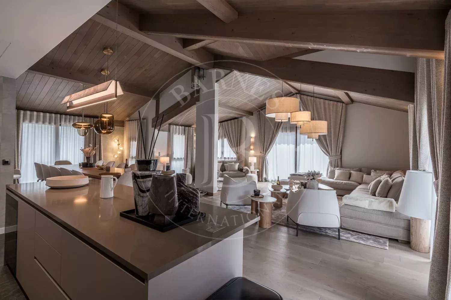 Courchevel  - Chalet 8 Pièces 6 Chambres