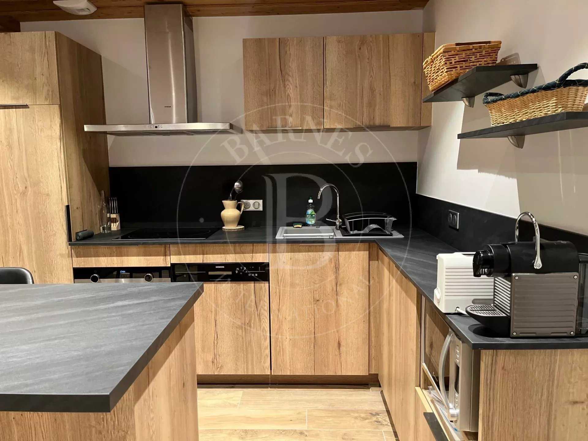 Piso Les Allues  -  ref 86230471 (picture 2)