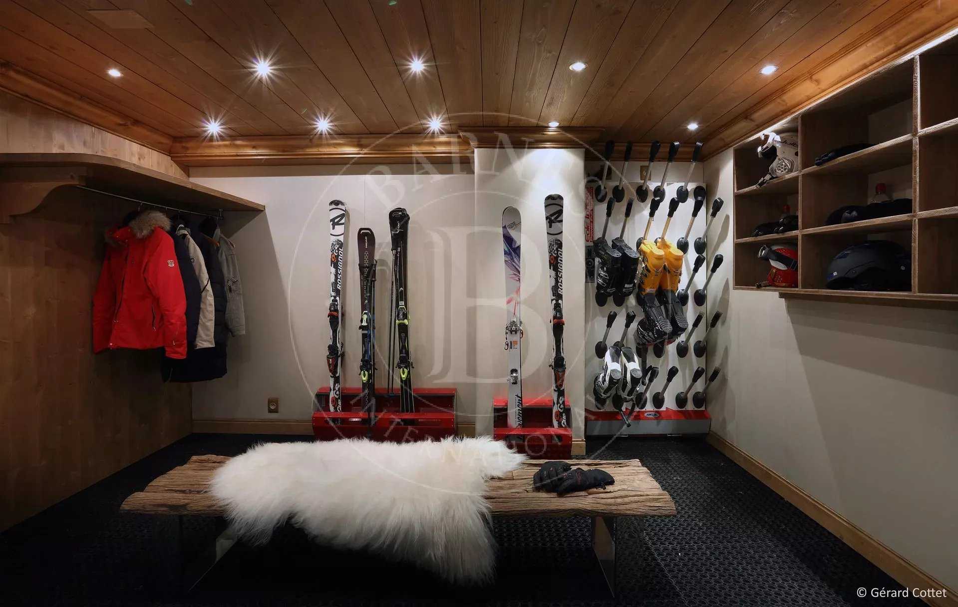Chalet Courchevel - Ref 2911536