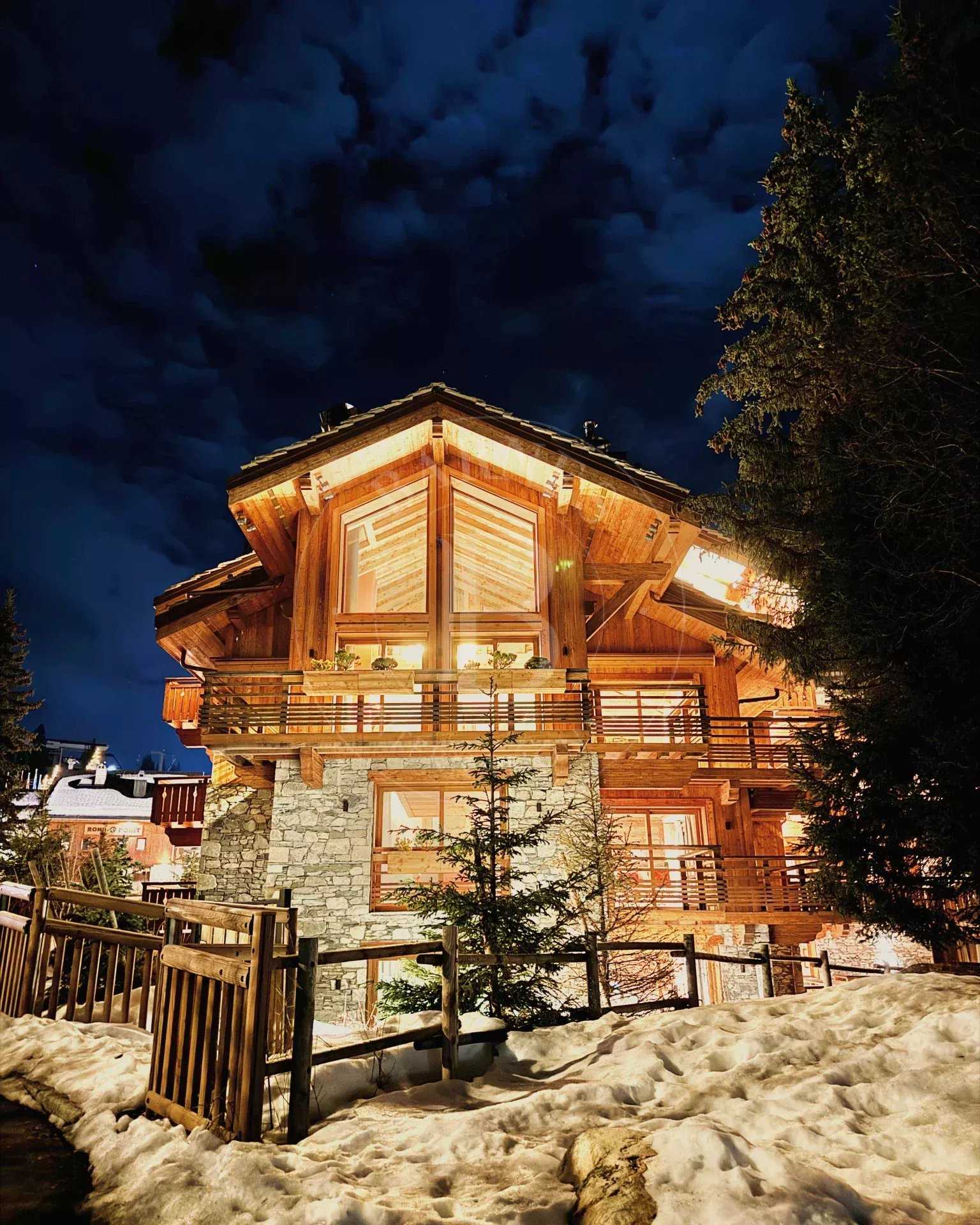 Chalet Les Allues - Ref 84957269