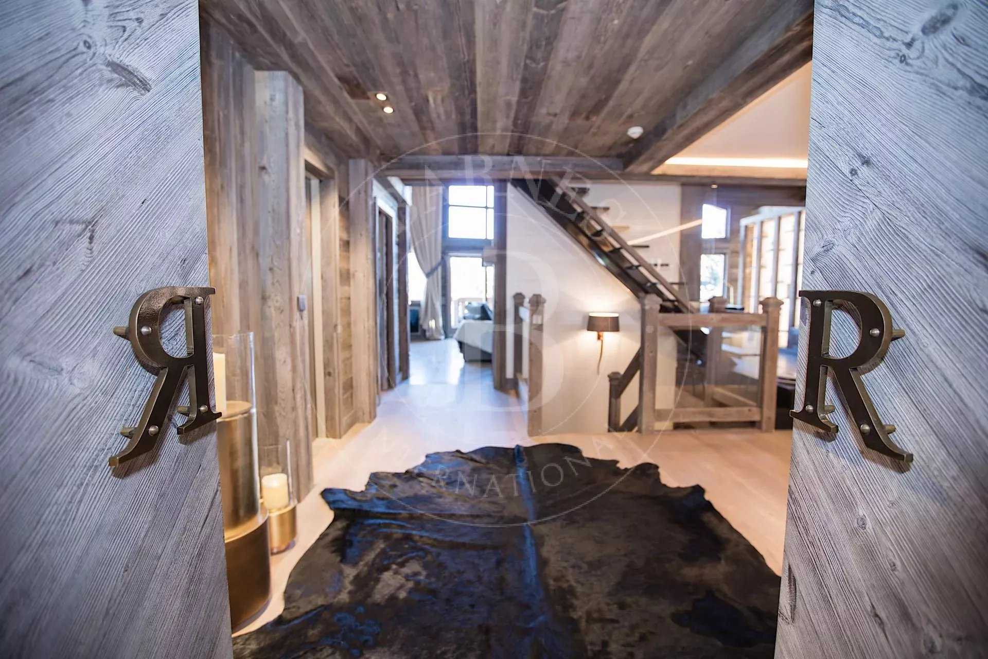 Chalet Courchevel - Ref 2400384