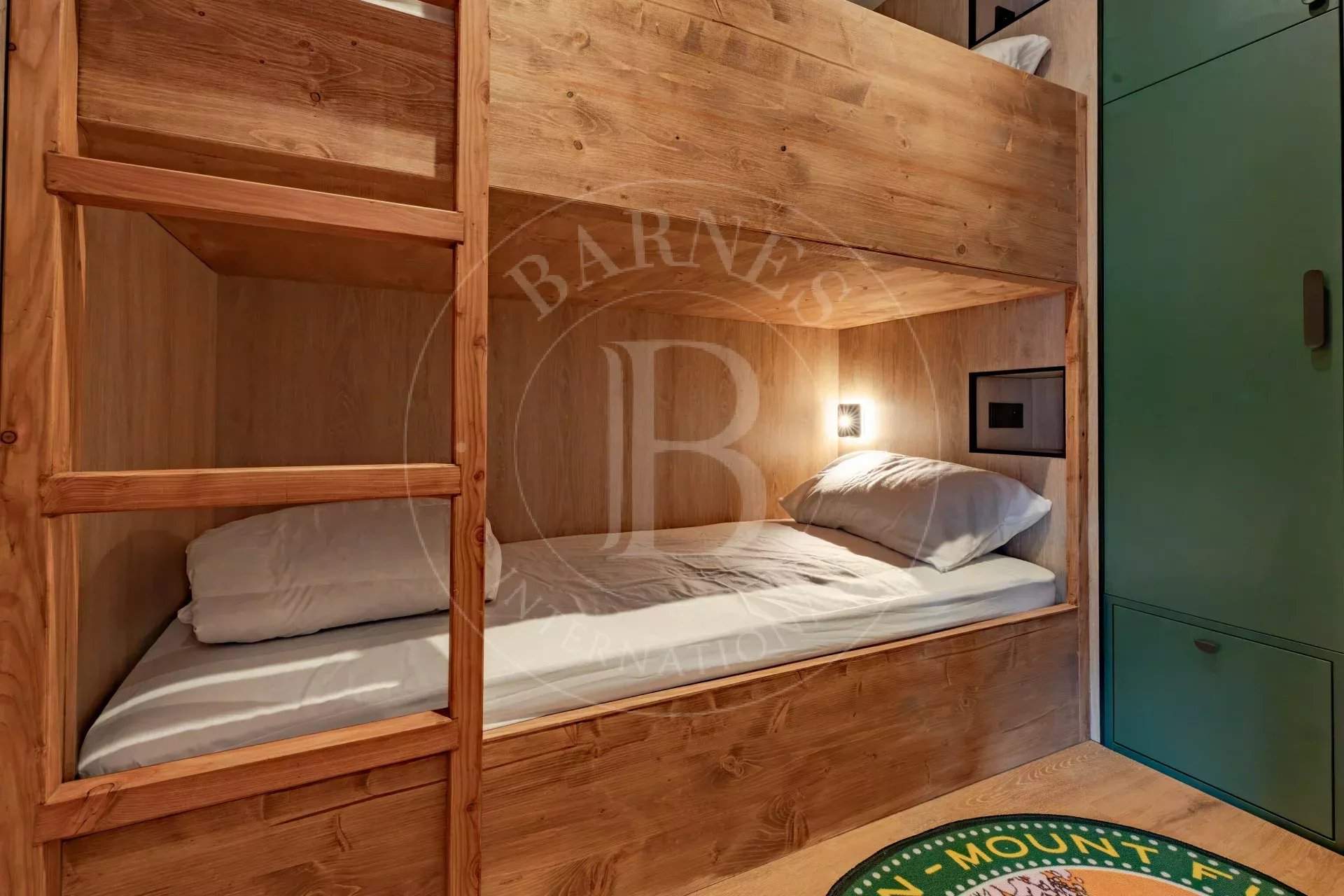 CarlinesD4 picture 8