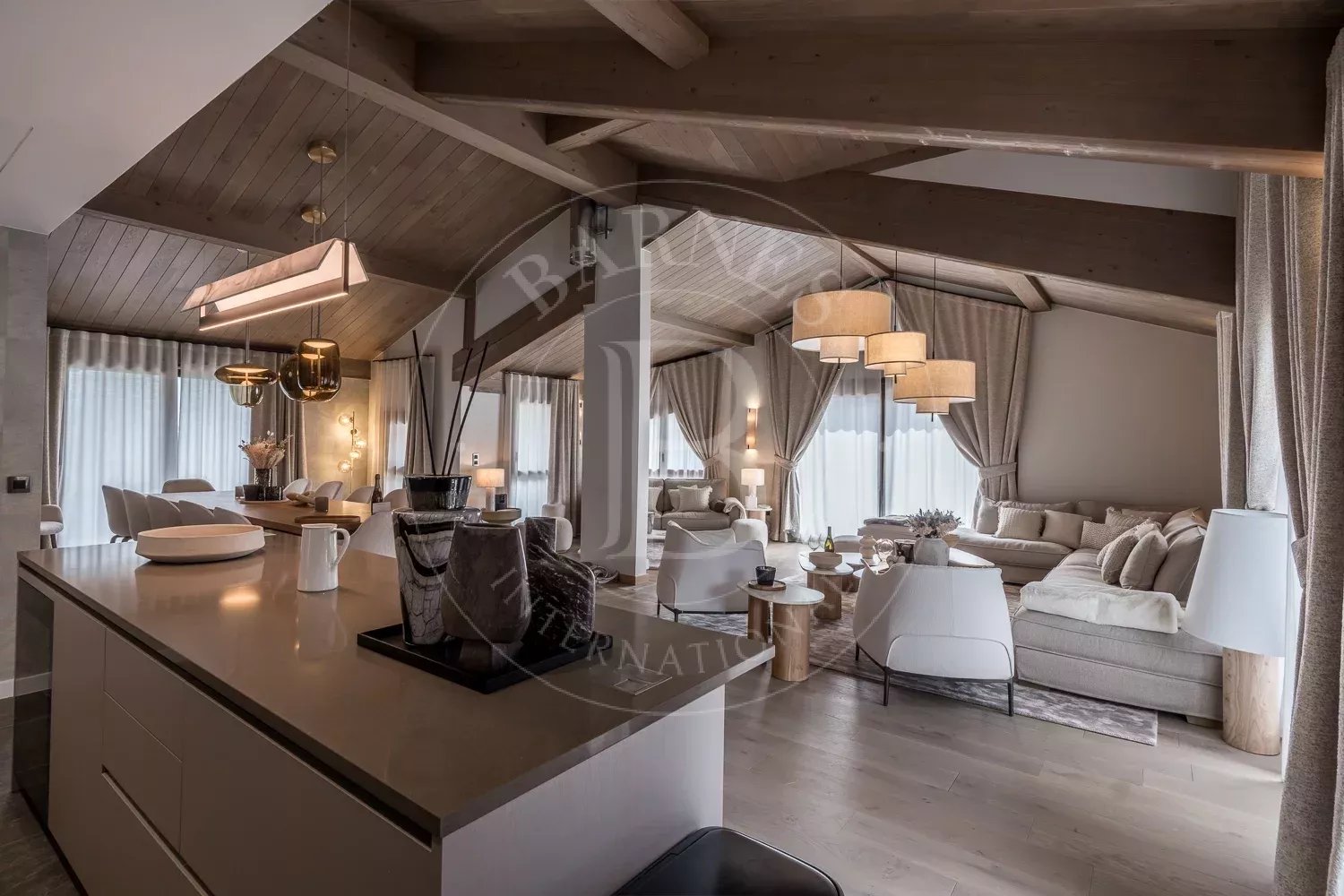 Courchevel  - Chalet 8 Pièces 6 Chambres - picture 2