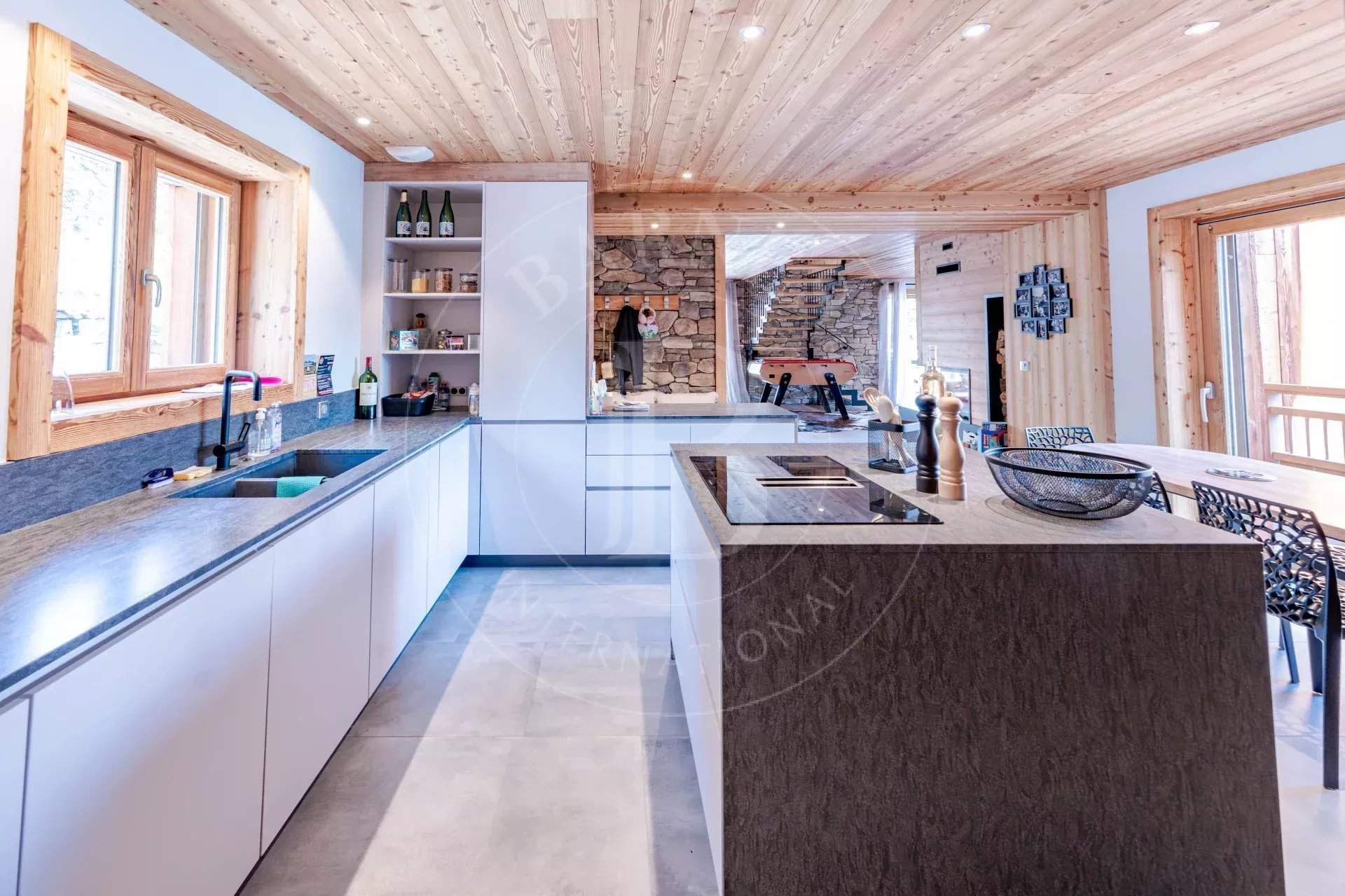 Les Allues  - Chalet 3 Bedrooms - picture 9