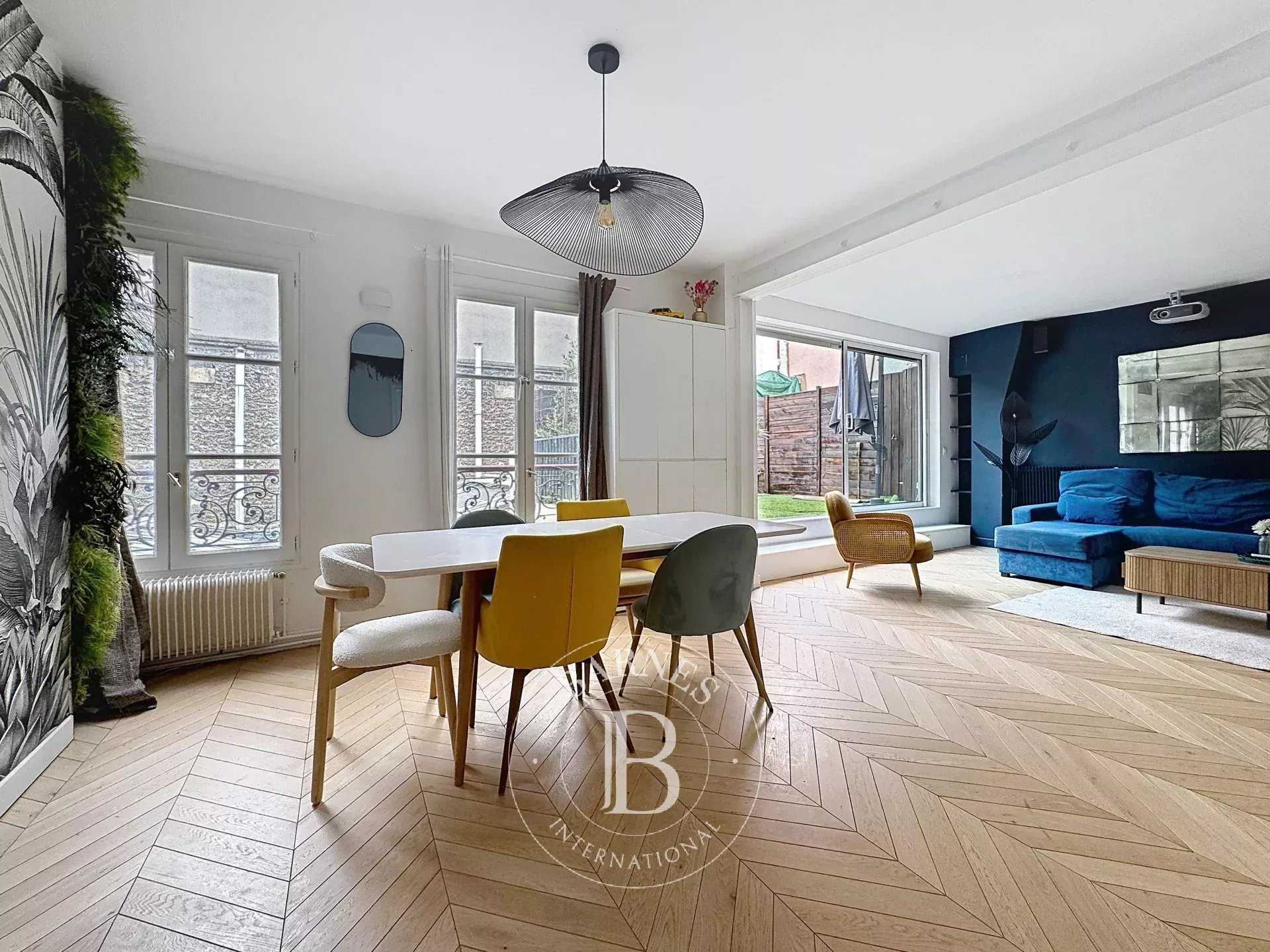 Paris  - Apartment 3 Bedrooms