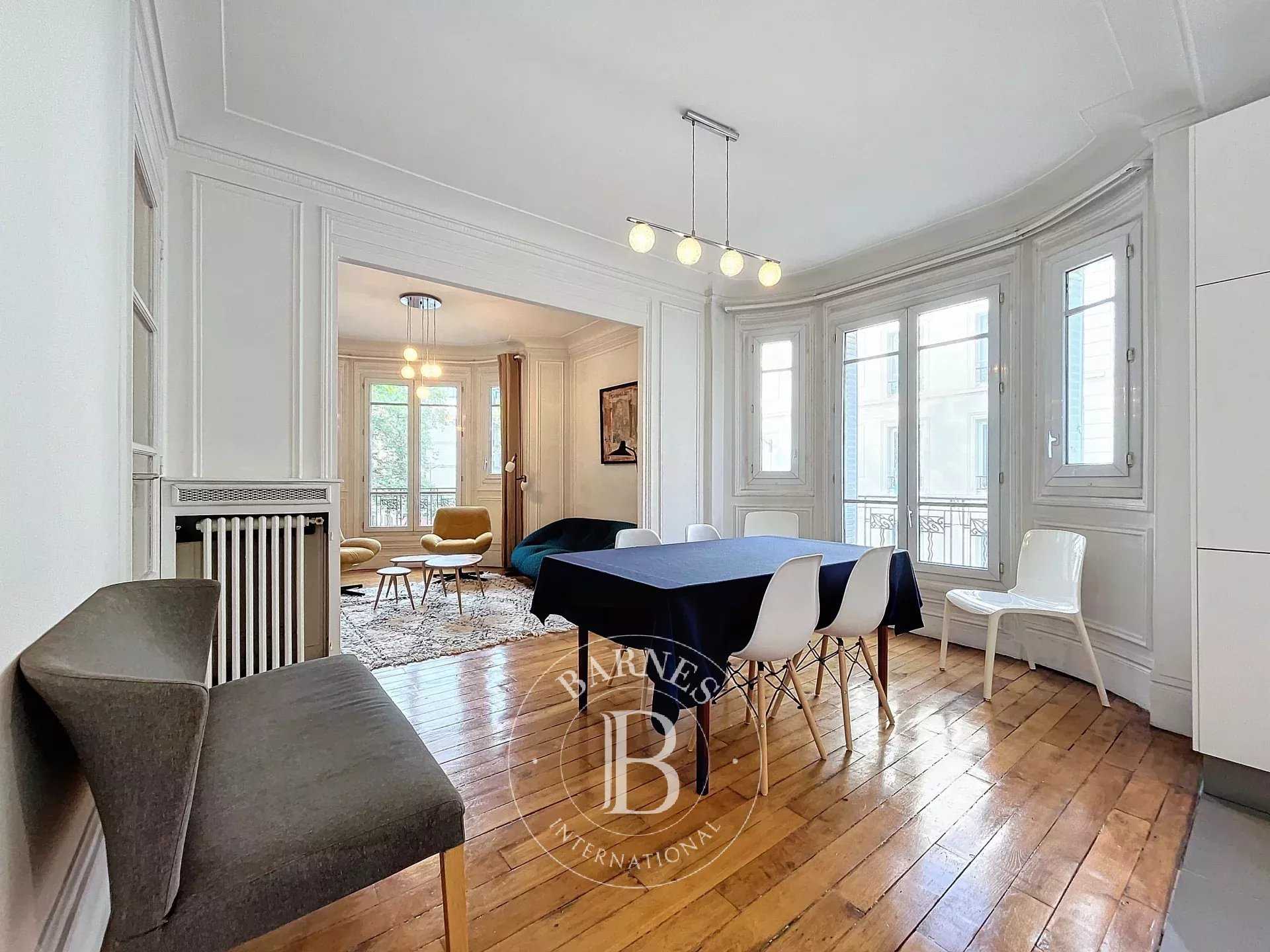 Paris  - Apartment 2 Bedrooms
