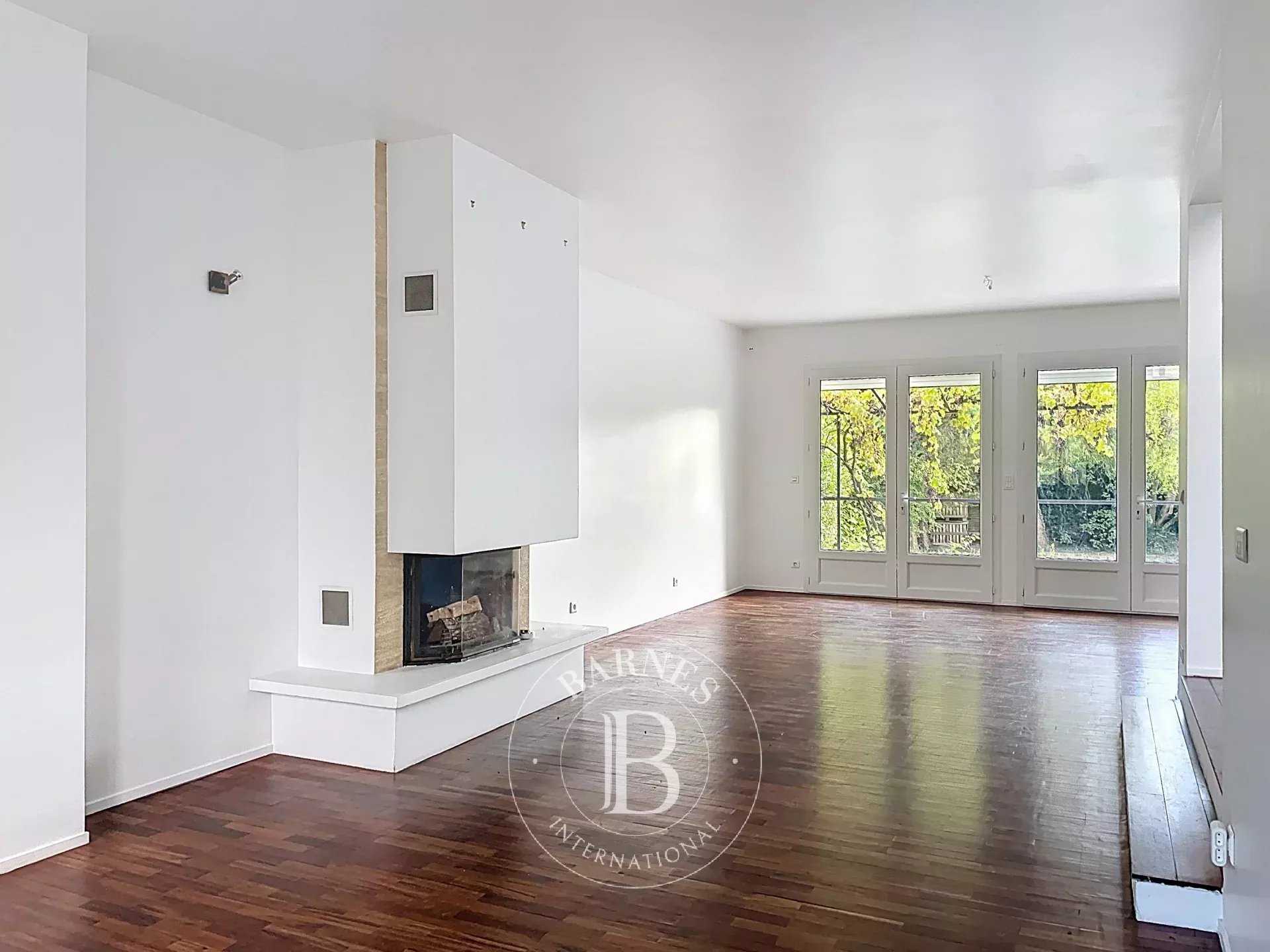 Fontenay-sous-Bois  - House 5 Bedrooms