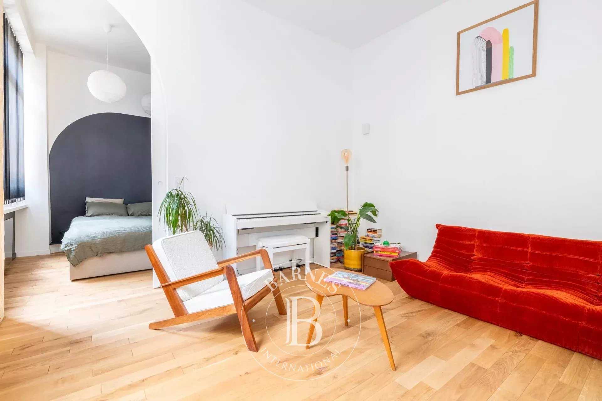 Paris  - Appartement 3 Pièces 2 Chambres