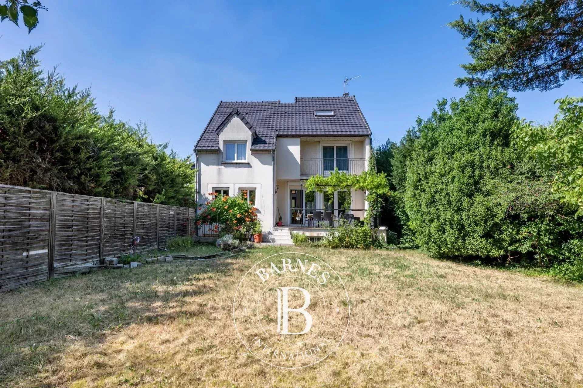 Fontenay-sous-Bois  - House 5 Bedrooms