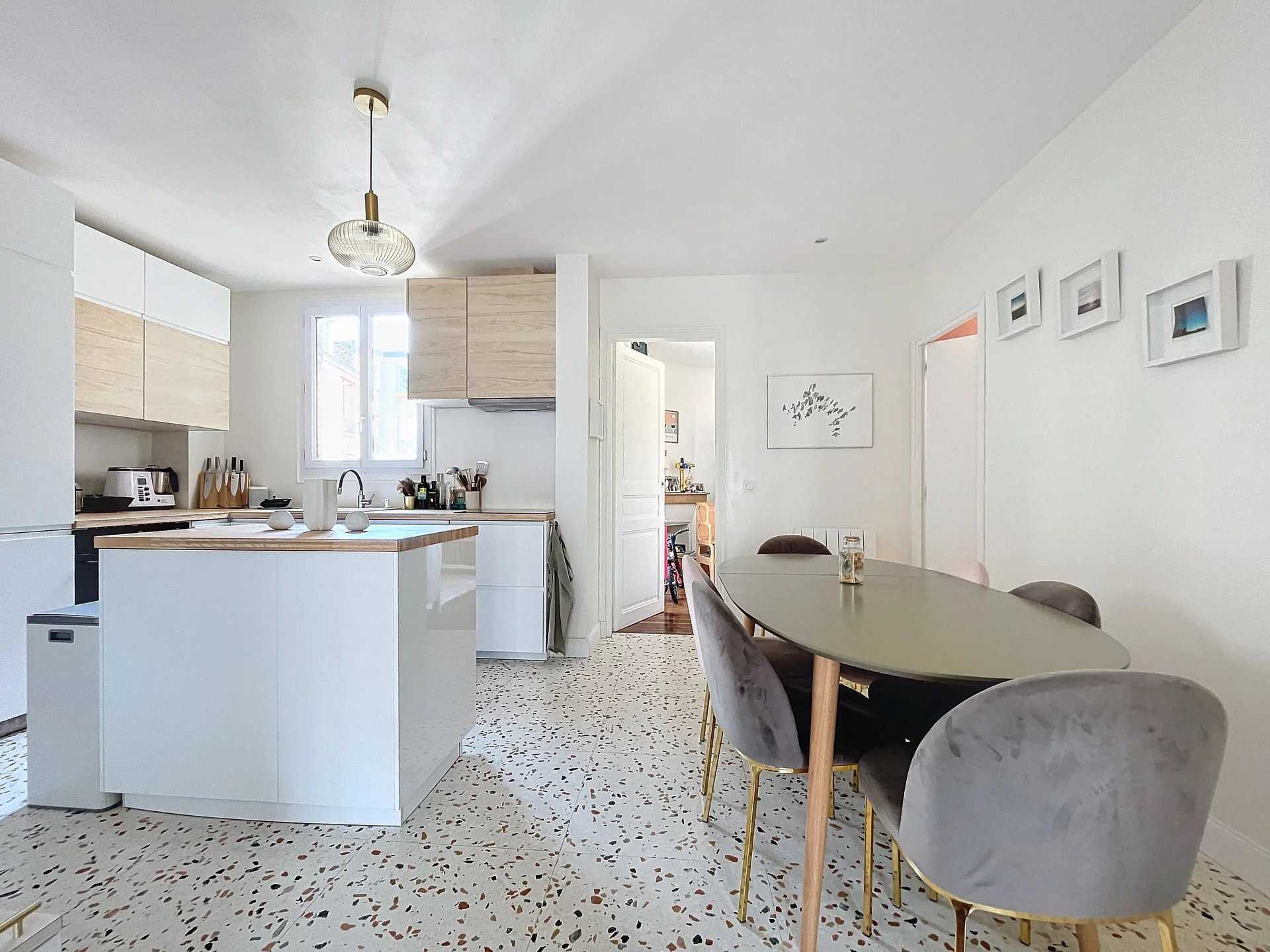 Pantin  - Appartement 3 Pièces 2 Chambres