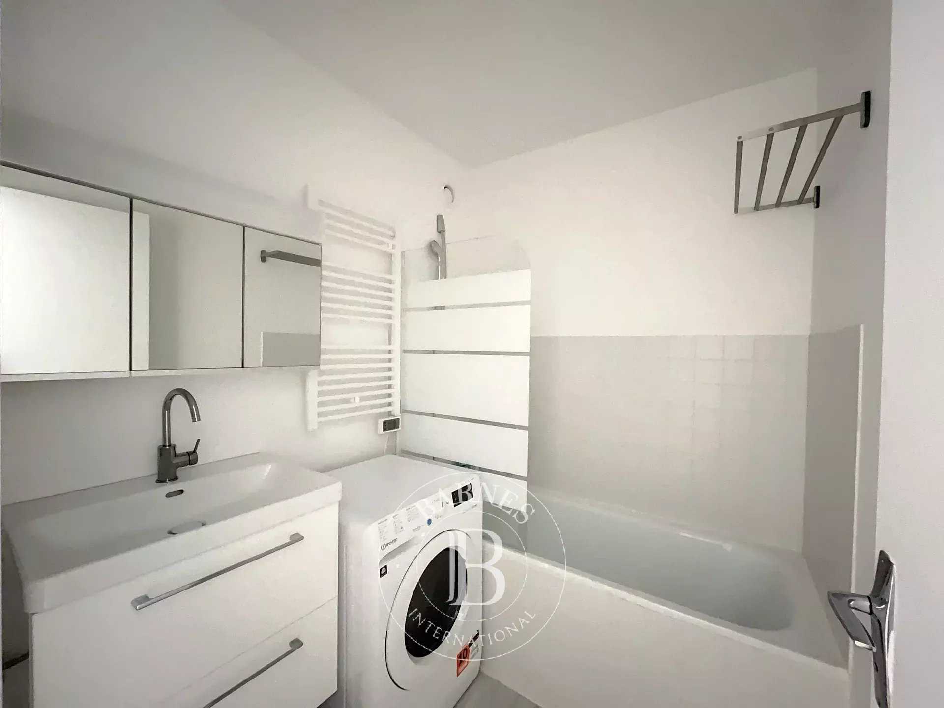 Paris  - Apartment 2 Bedrooms