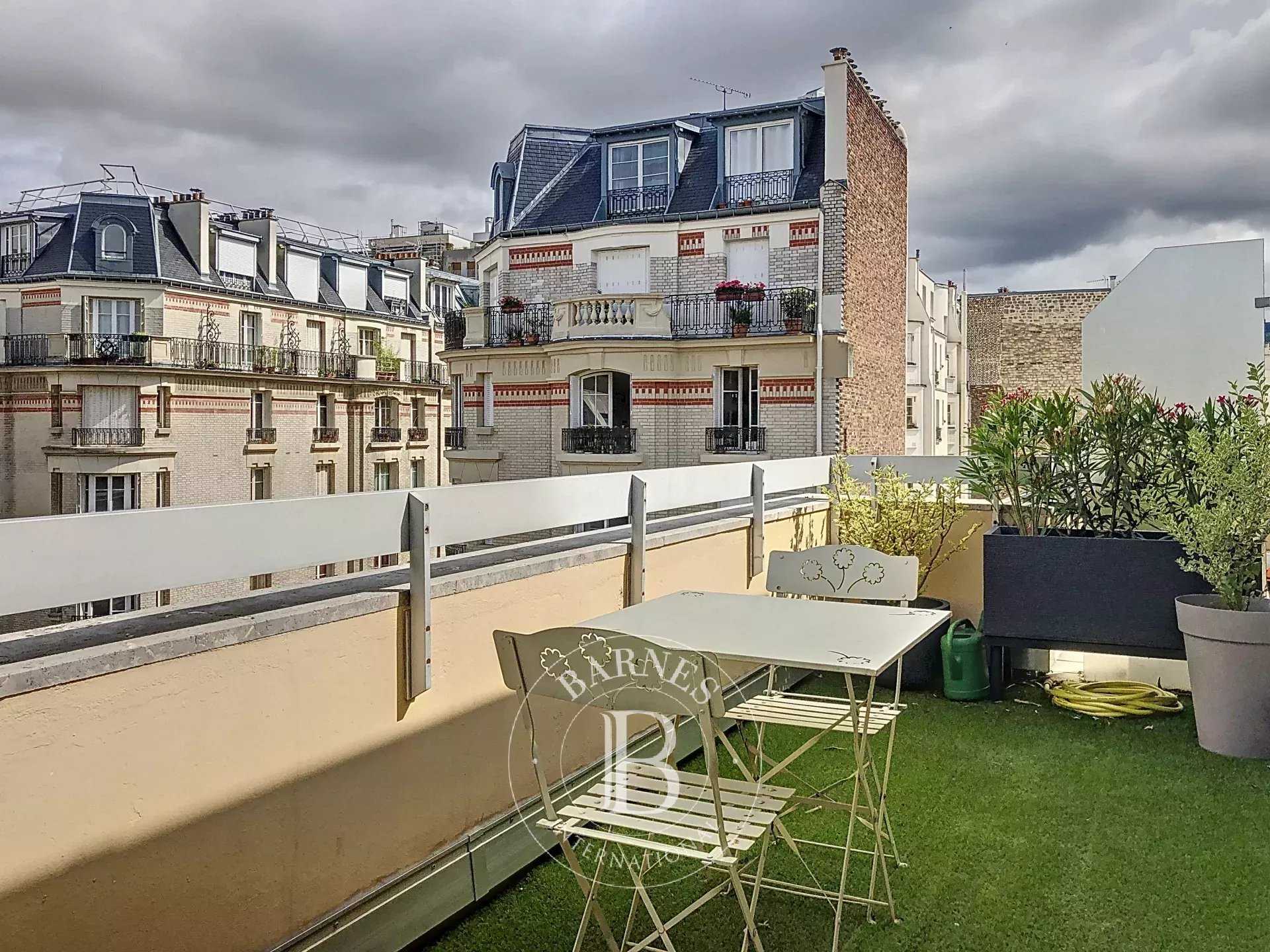 Paris  - Apartment 