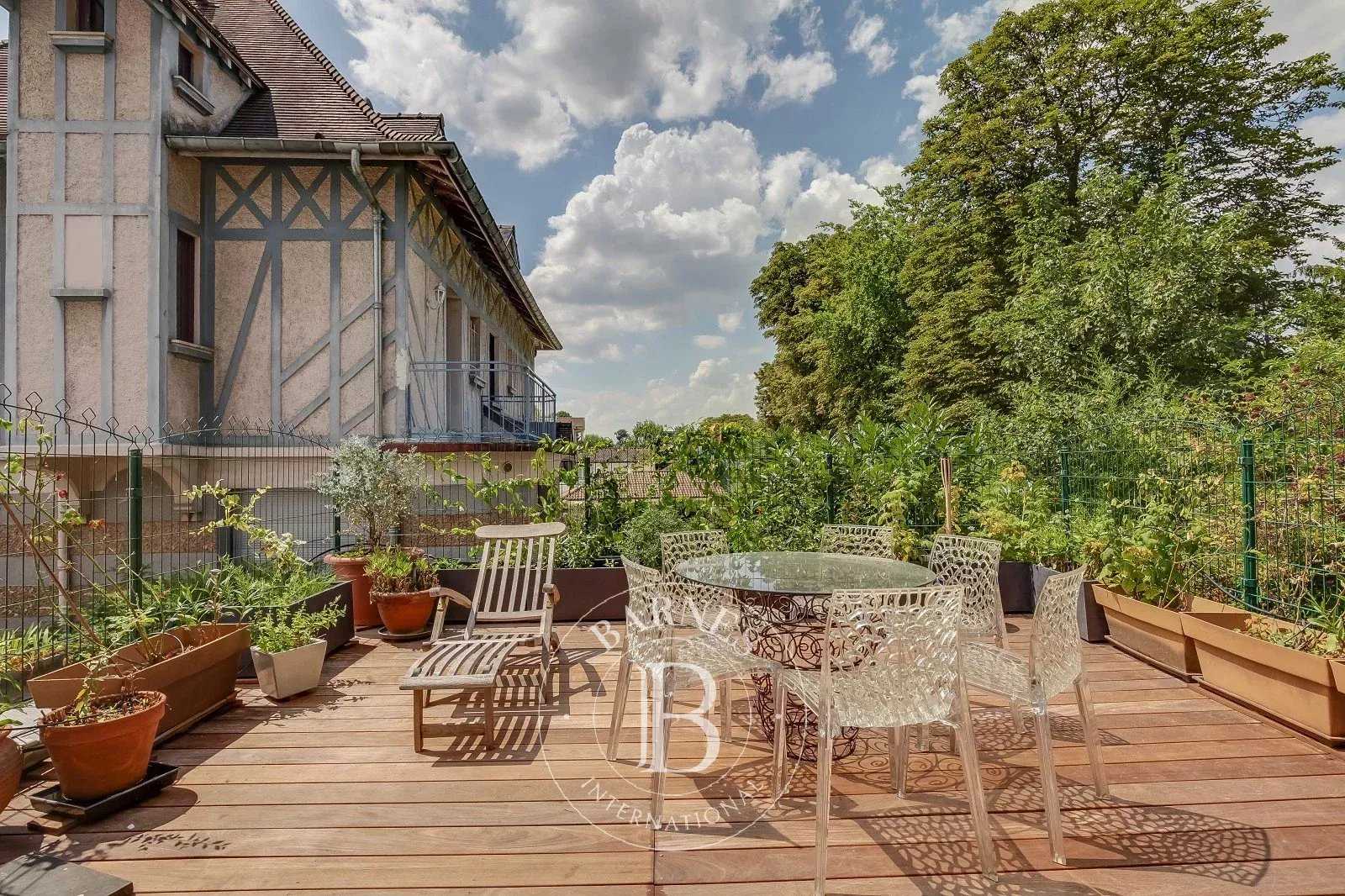 Nogent-sur-Marne  - Appartement 3 Pièces 2 Chambres