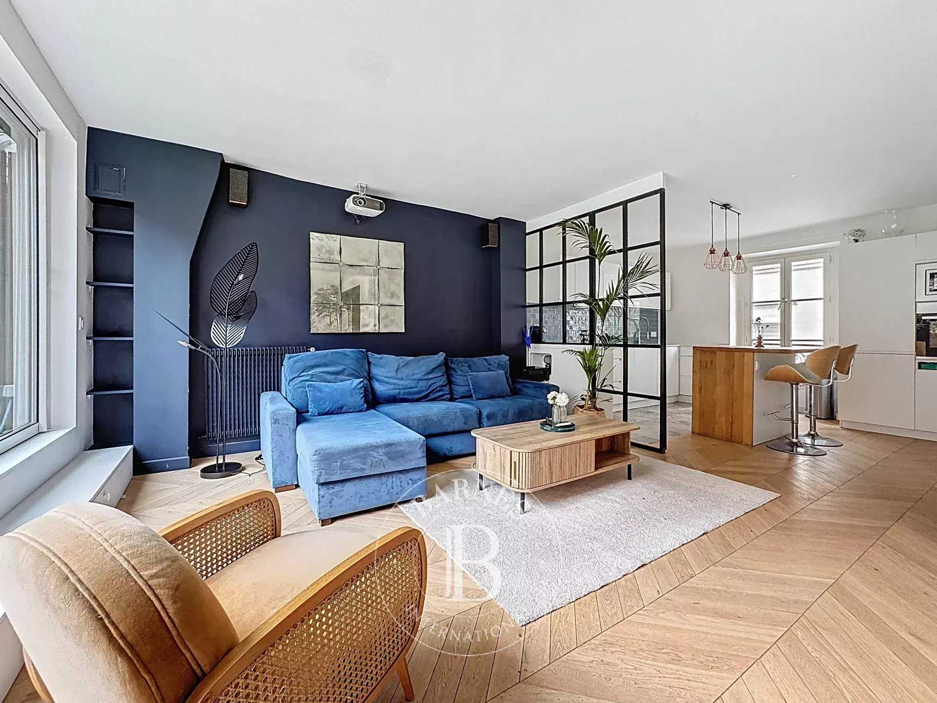 Paris  - Apartment 3 Bedrooms