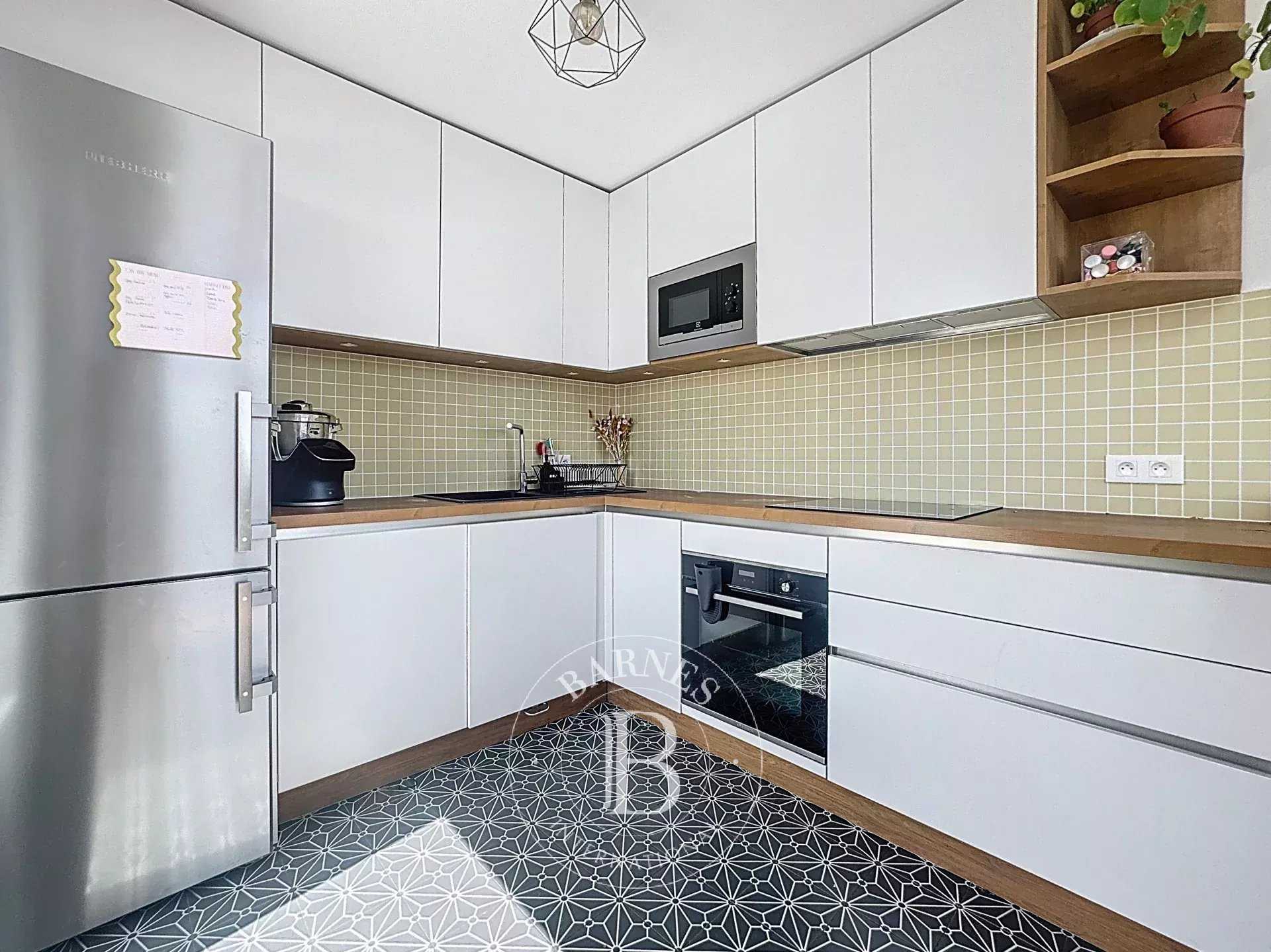 Saint-Ouen-sur-Seine  - Appartement 4 Pièces 3 Chambres