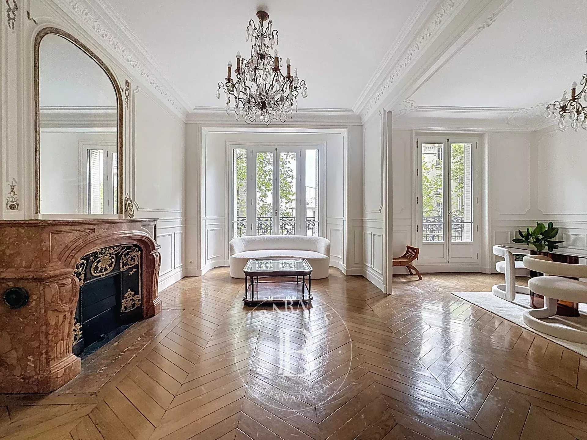 Paris  - Apartment 2 Bedrooms