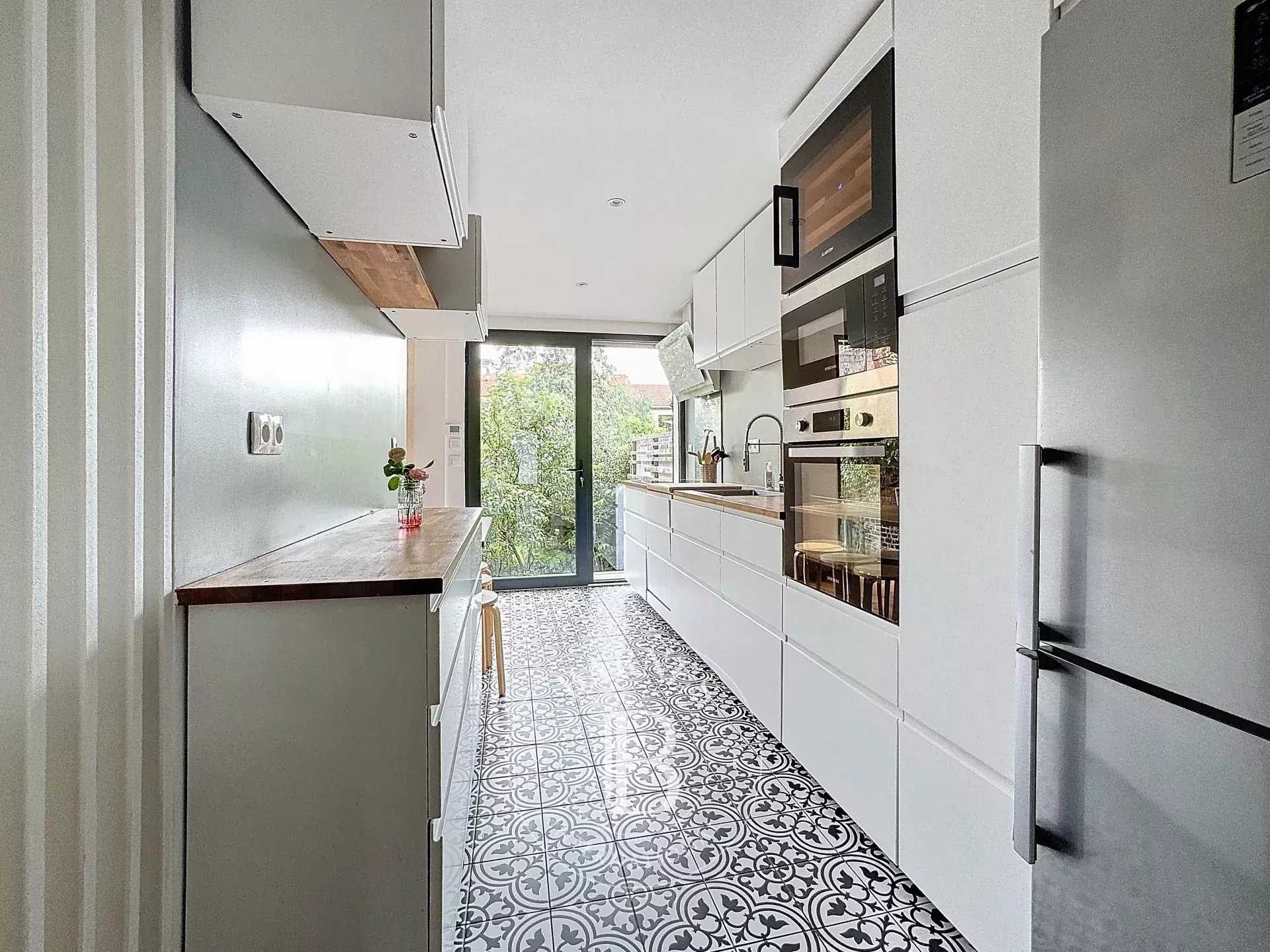 Fontenay-sous-Bois  - House 4 Bedrooms