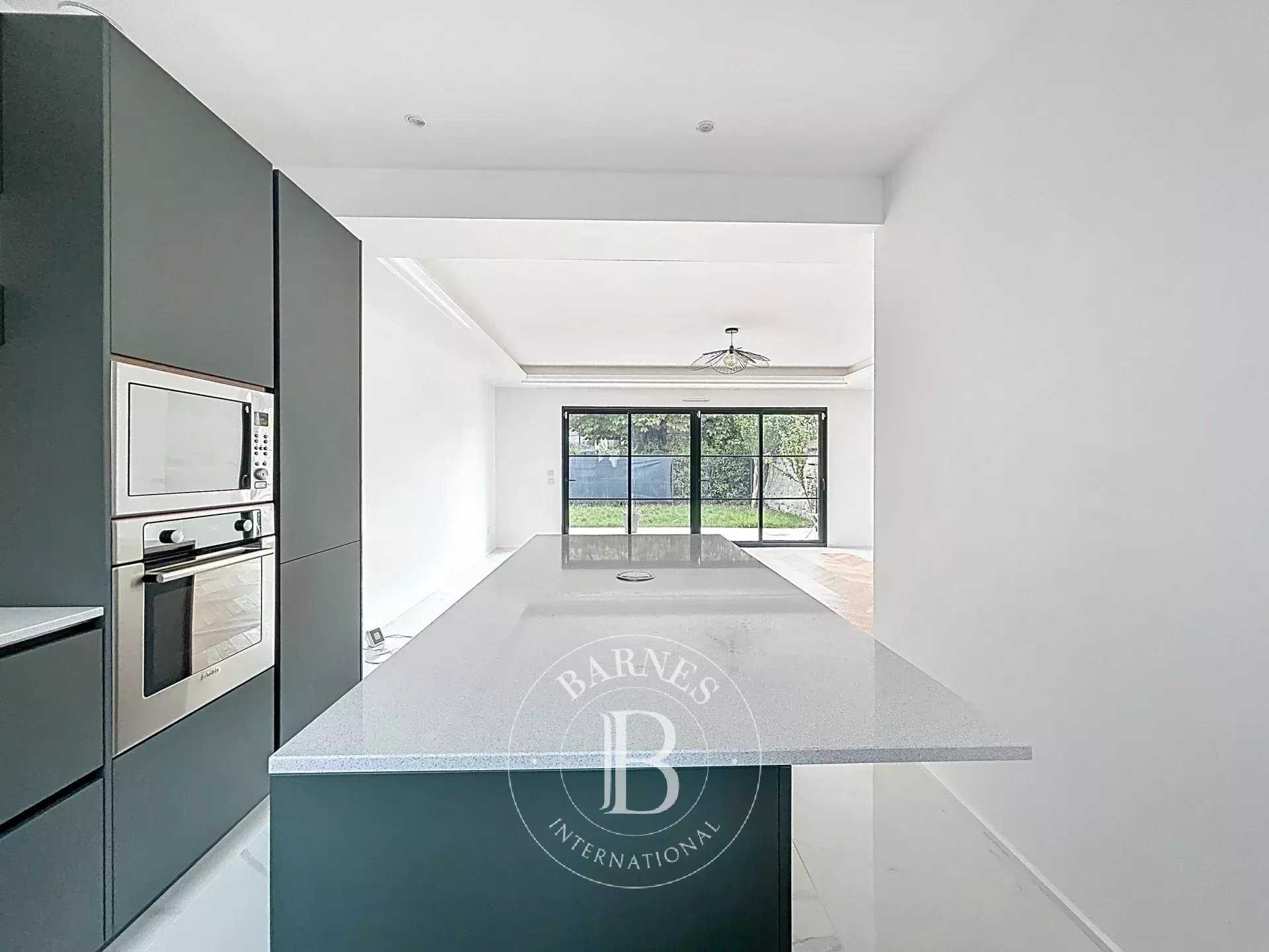 Saint-Maur-des-Fossés  - House 4 Bedrooms