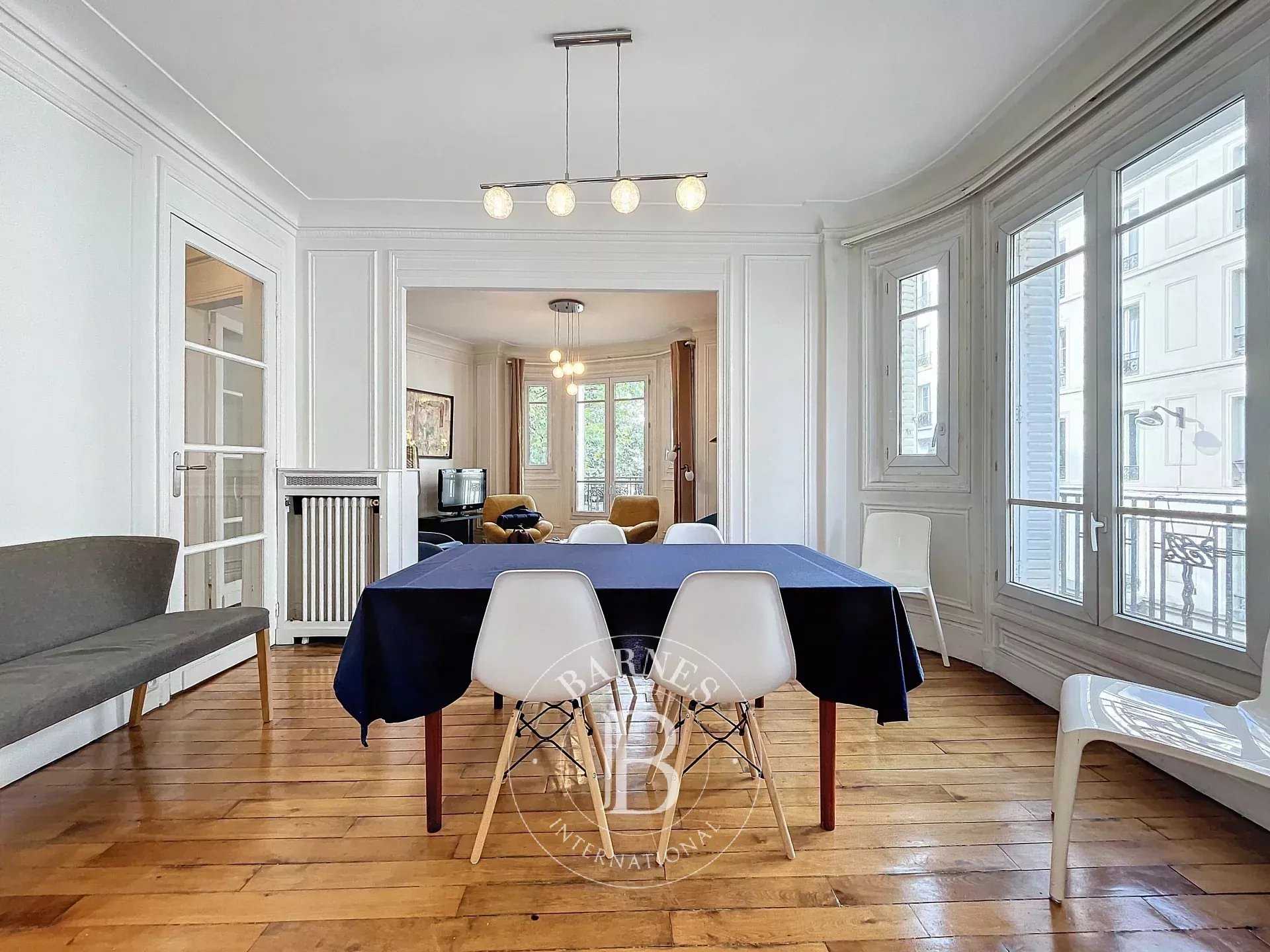 Paris  - Apartment 2 Bedrooms