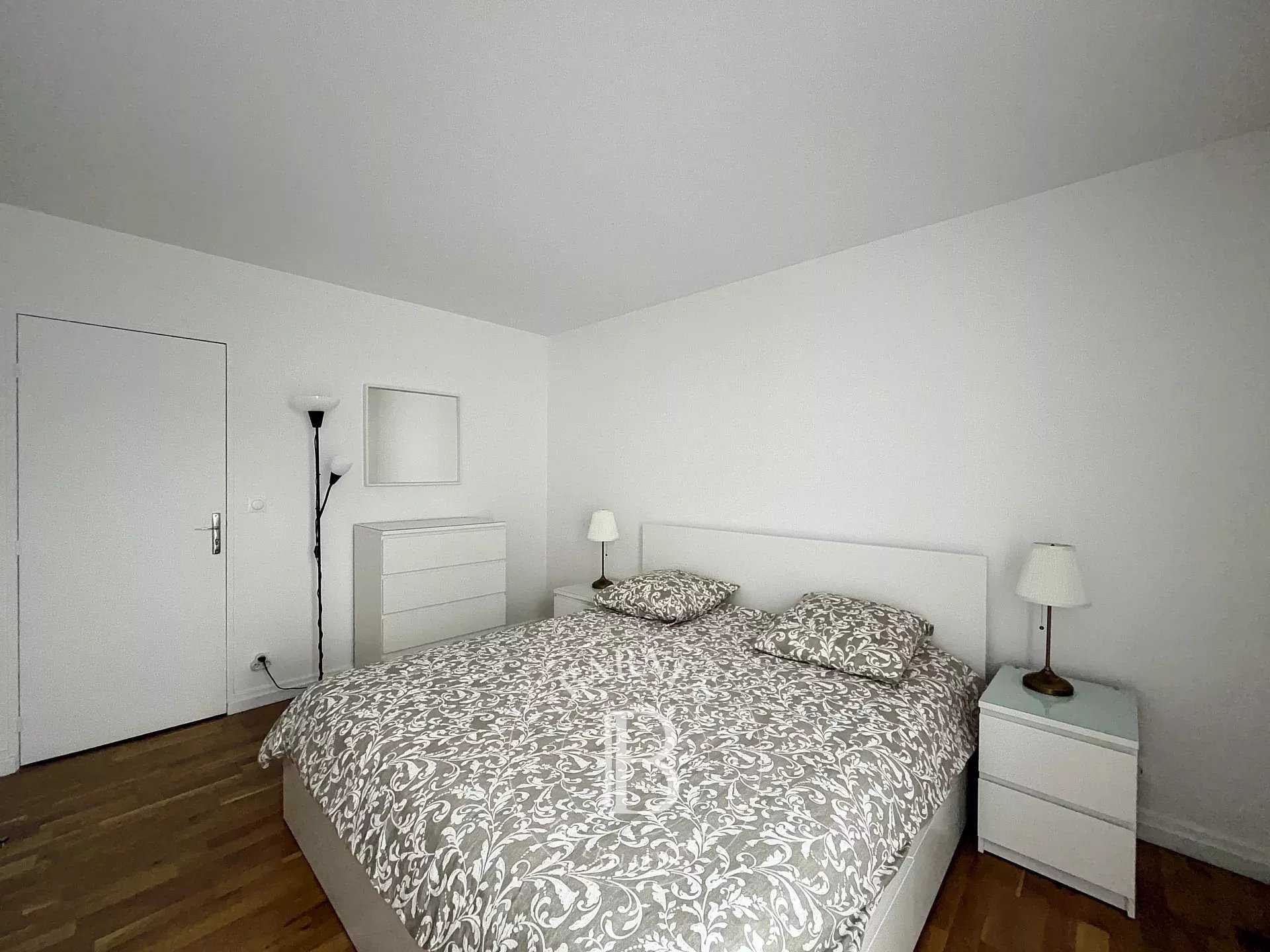 Paris  - Apartment 2 Bedrooms