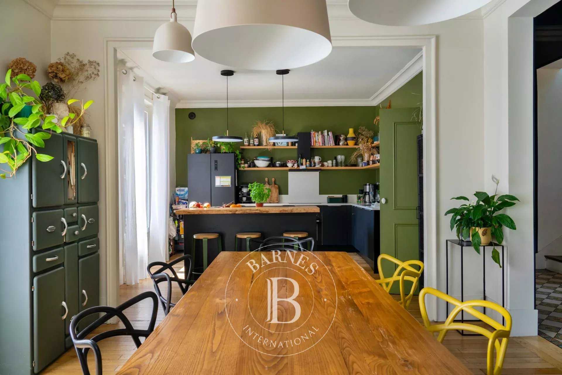 Montreuil  - Maison 8 Pièces 4 Chambres