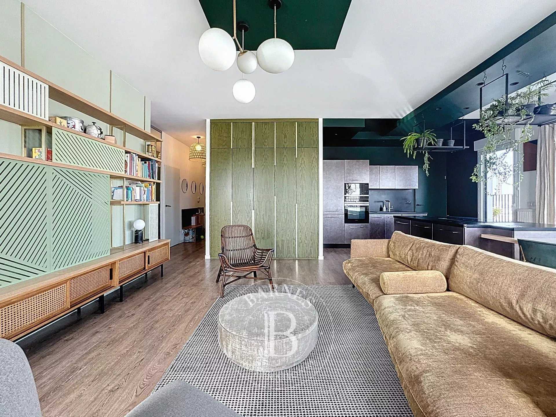 Saint-Ouen-sur-Seine  - Appartement 4 Pièces 3 Chambres