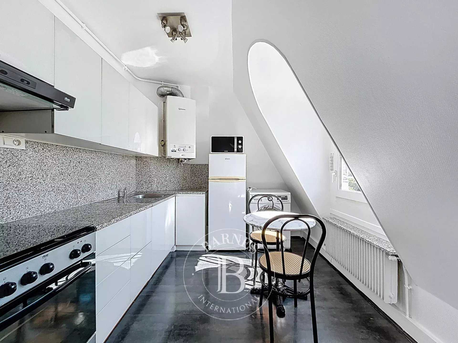 Appartement Paris 75011  -  ref 86131675 (picture 1)