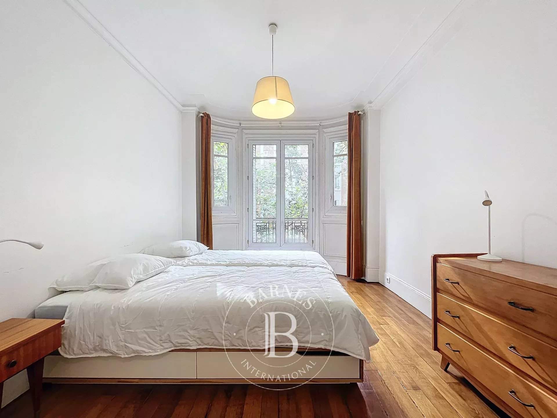 Paris  - Apartment 2 Bedrooms - picture 11