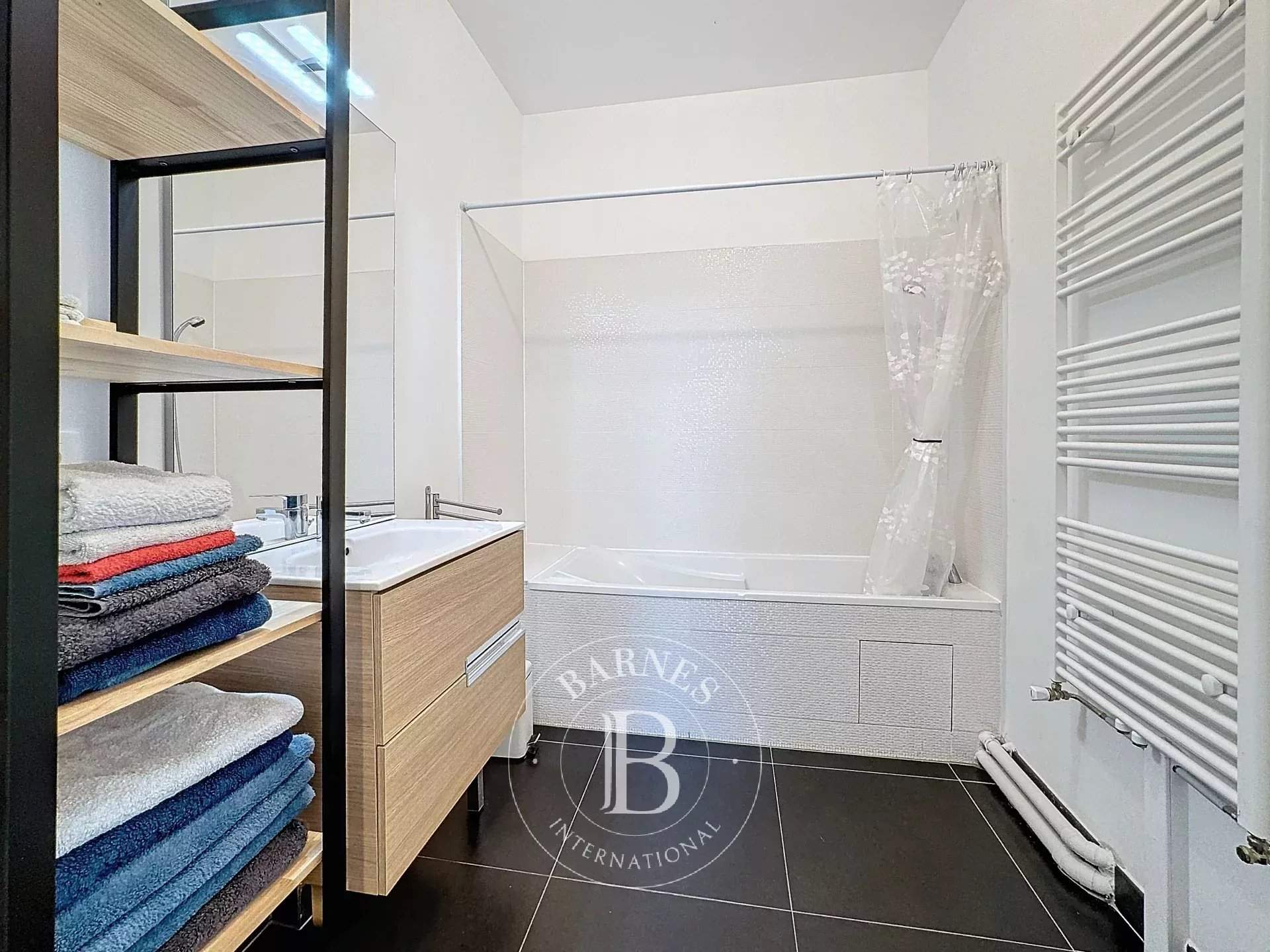 Saint-Ouen-sur-Seine  - Piso 4 Cuartos 3 Habitaciones - picture 12