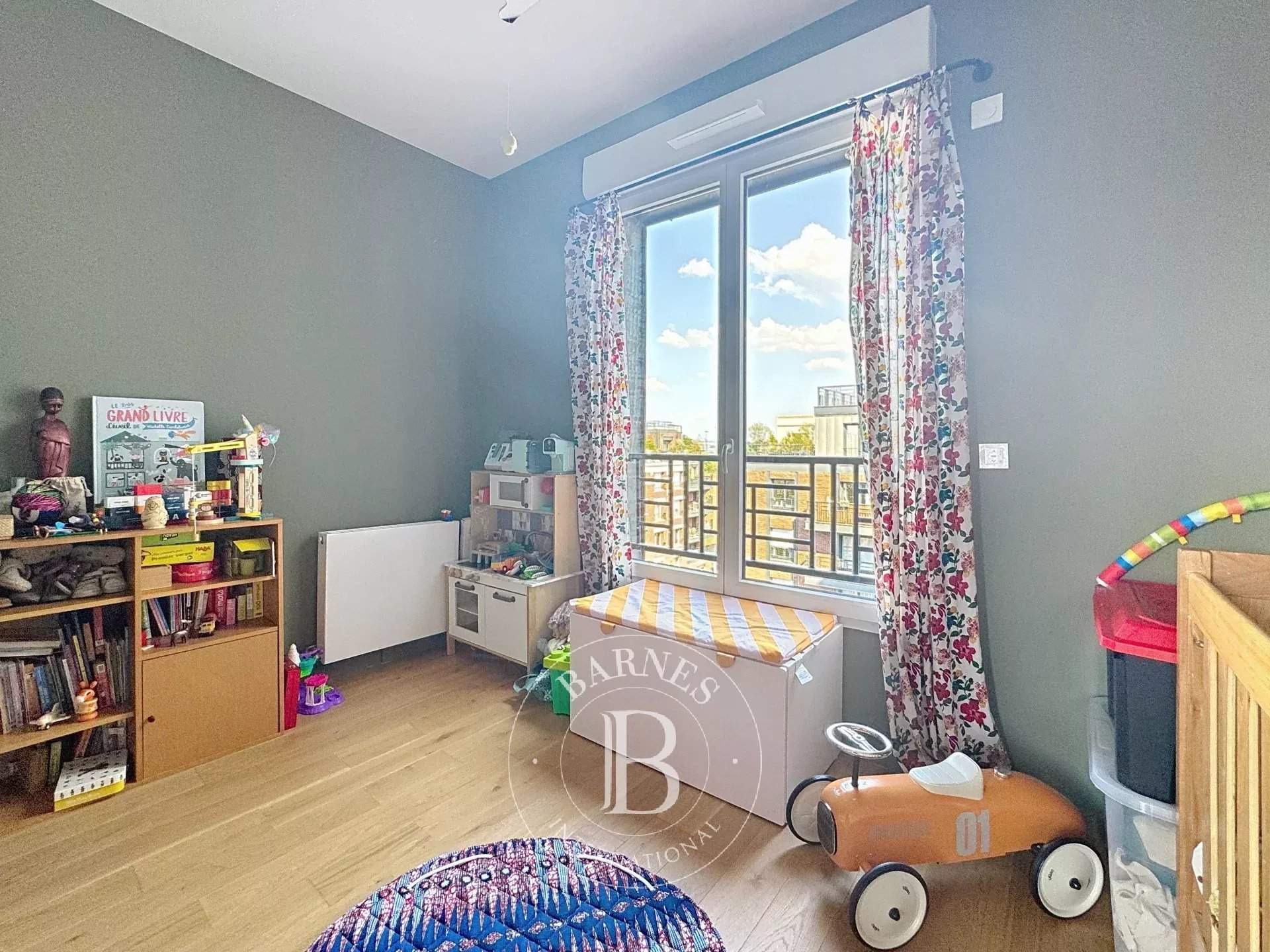 Saint-Ouen-sur-Seine  - Appartement 3 Pièces 2 Chambres - picture 6