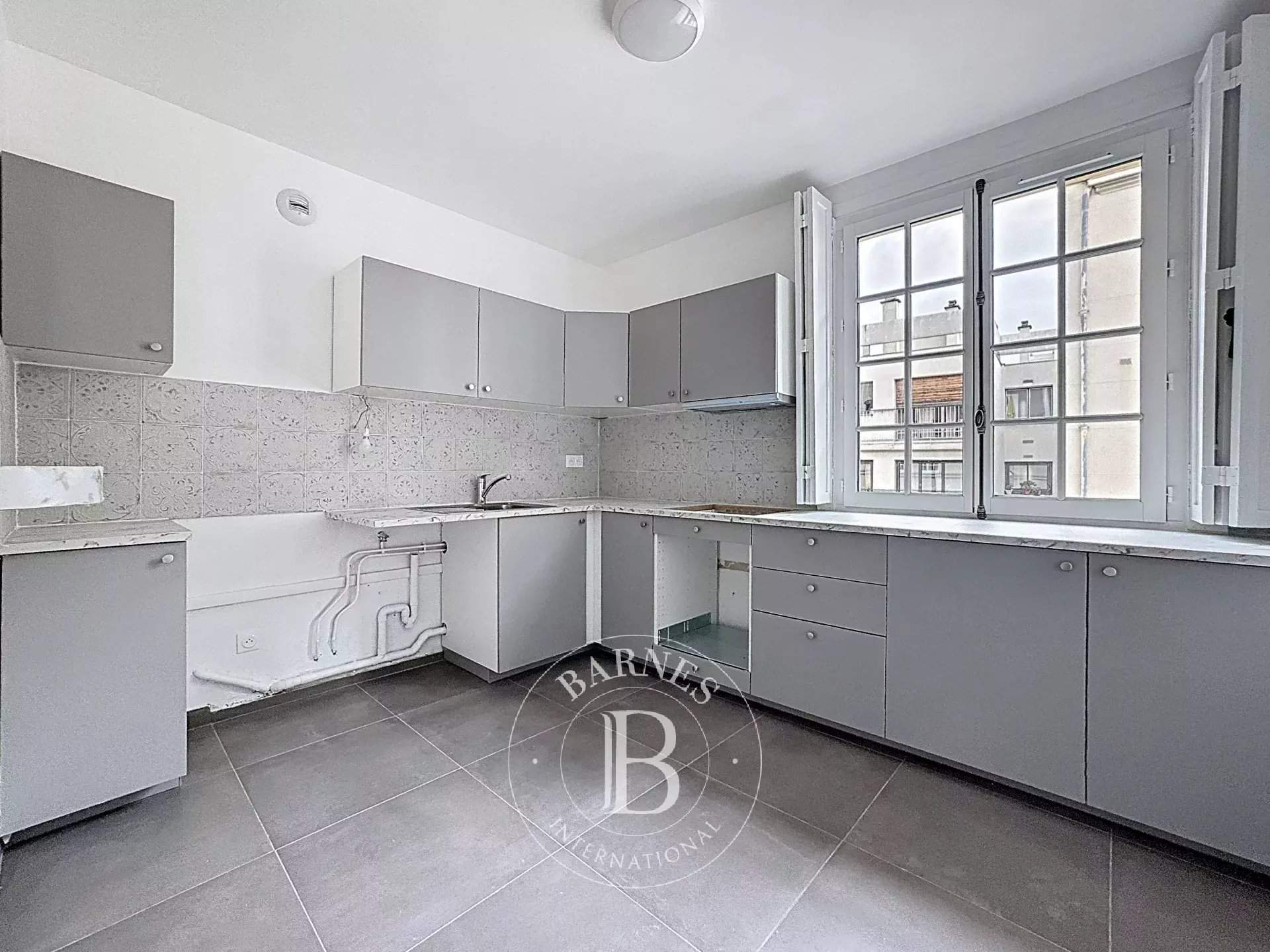 Paris  - Apartment 3 Bedrooms - picture 4