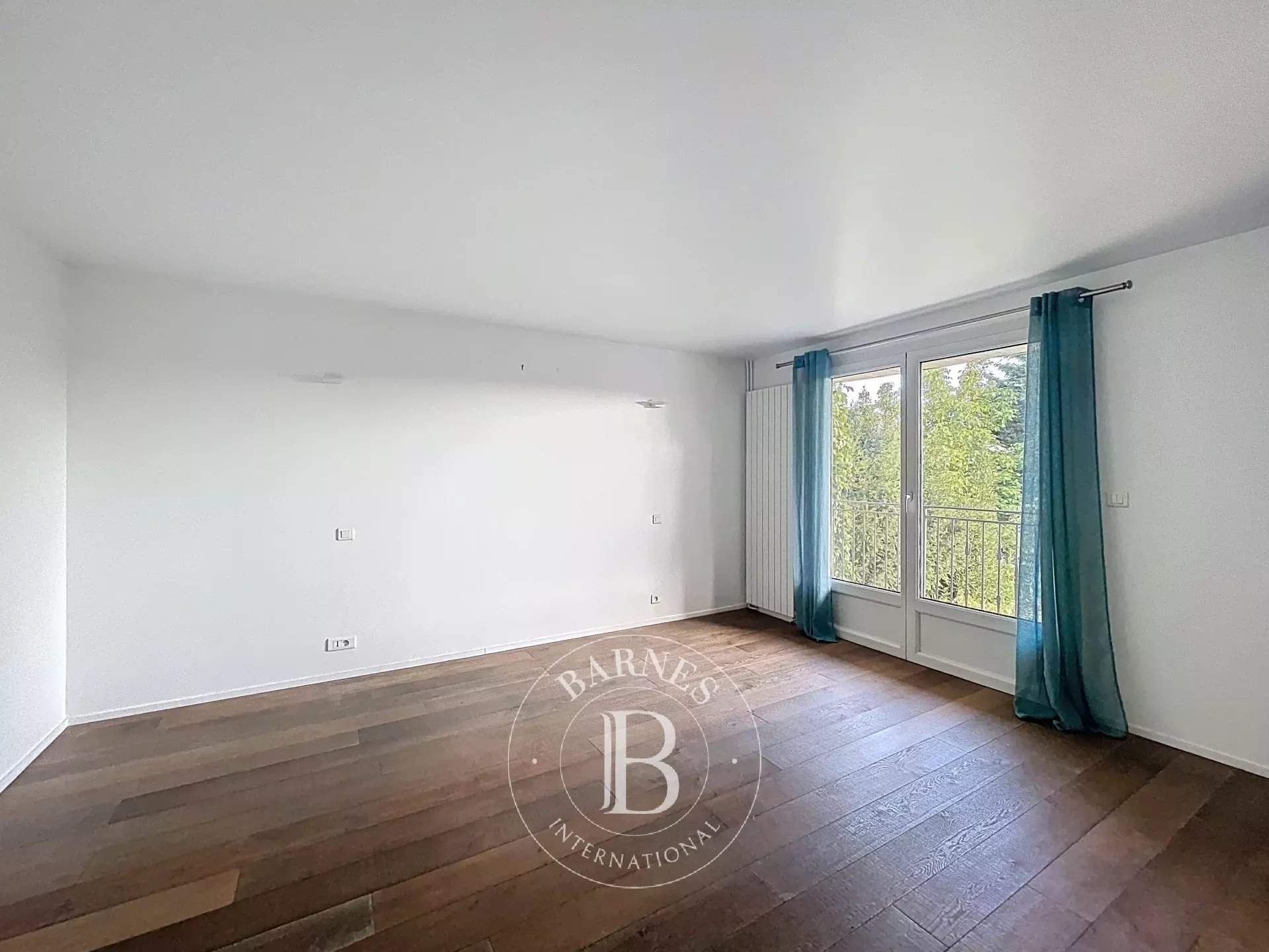 Fontenay-sous-Bois  - Maison 6 Pi&egrave;ces 5 Chambres - picture 11