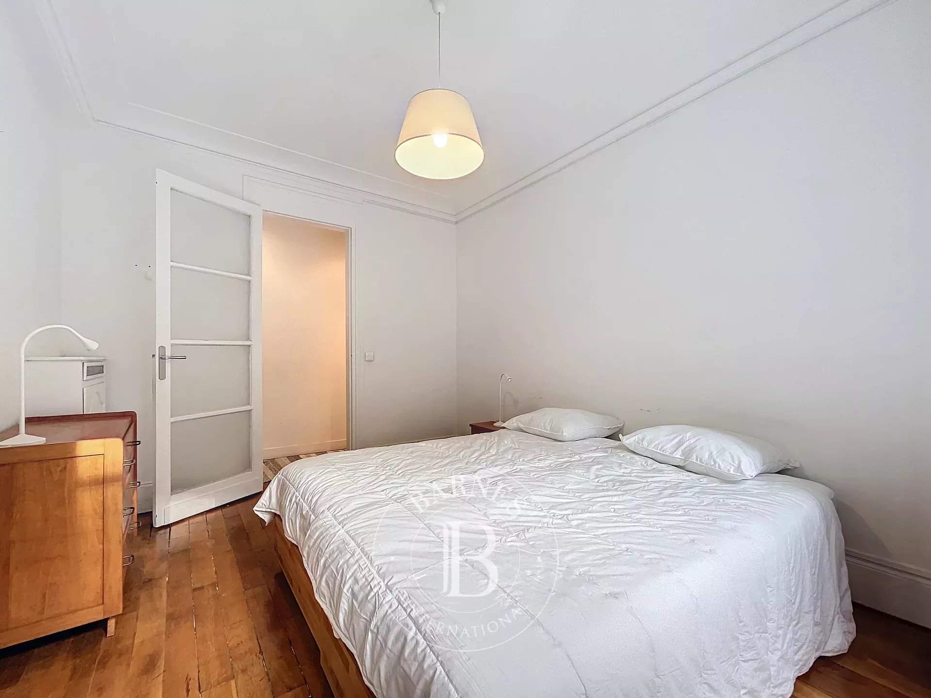 Paris  - Apartment 2 Bedrooms - picture 12