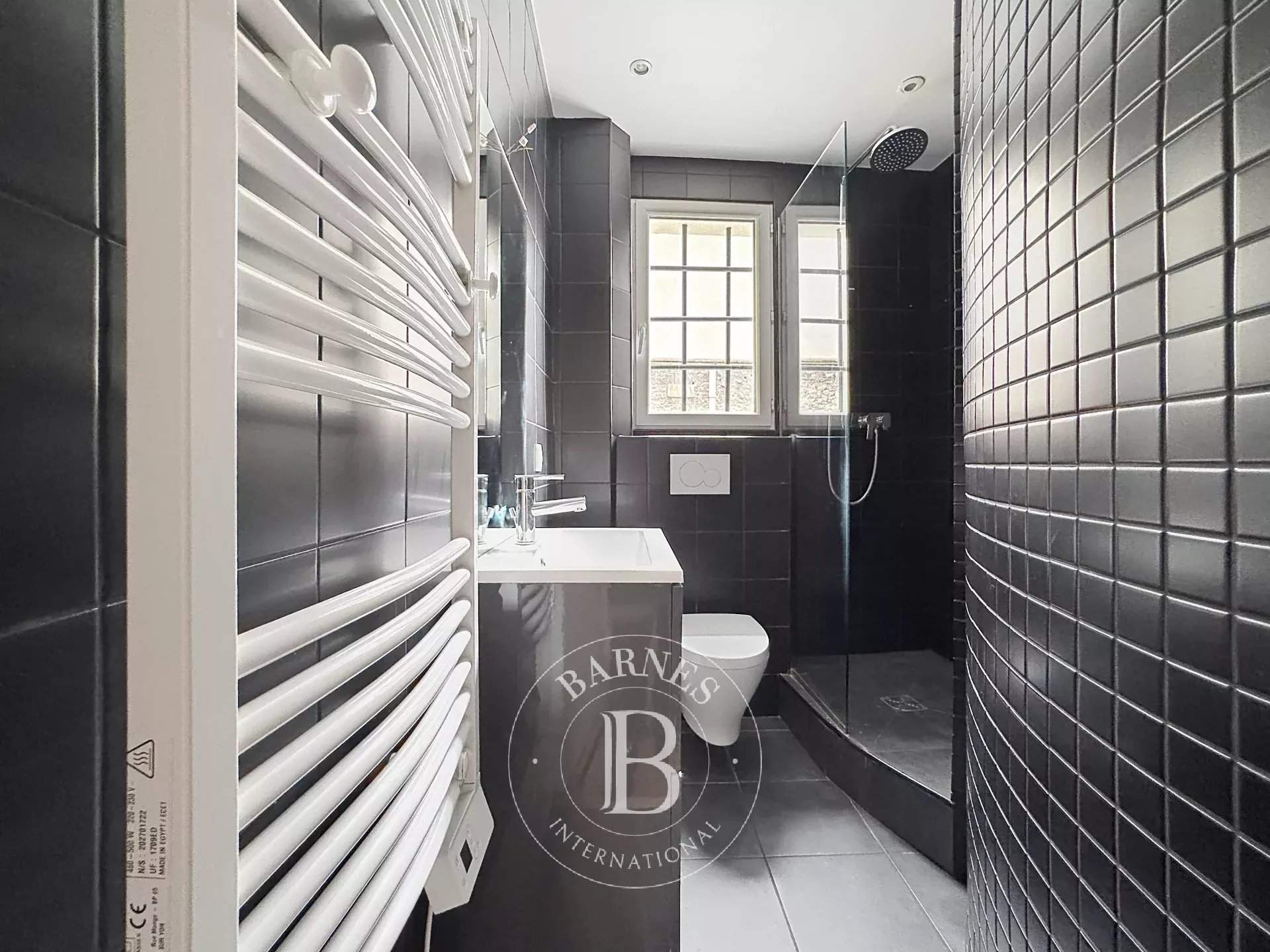 Paris  - Apartment 3 Bedrooms - picture 13