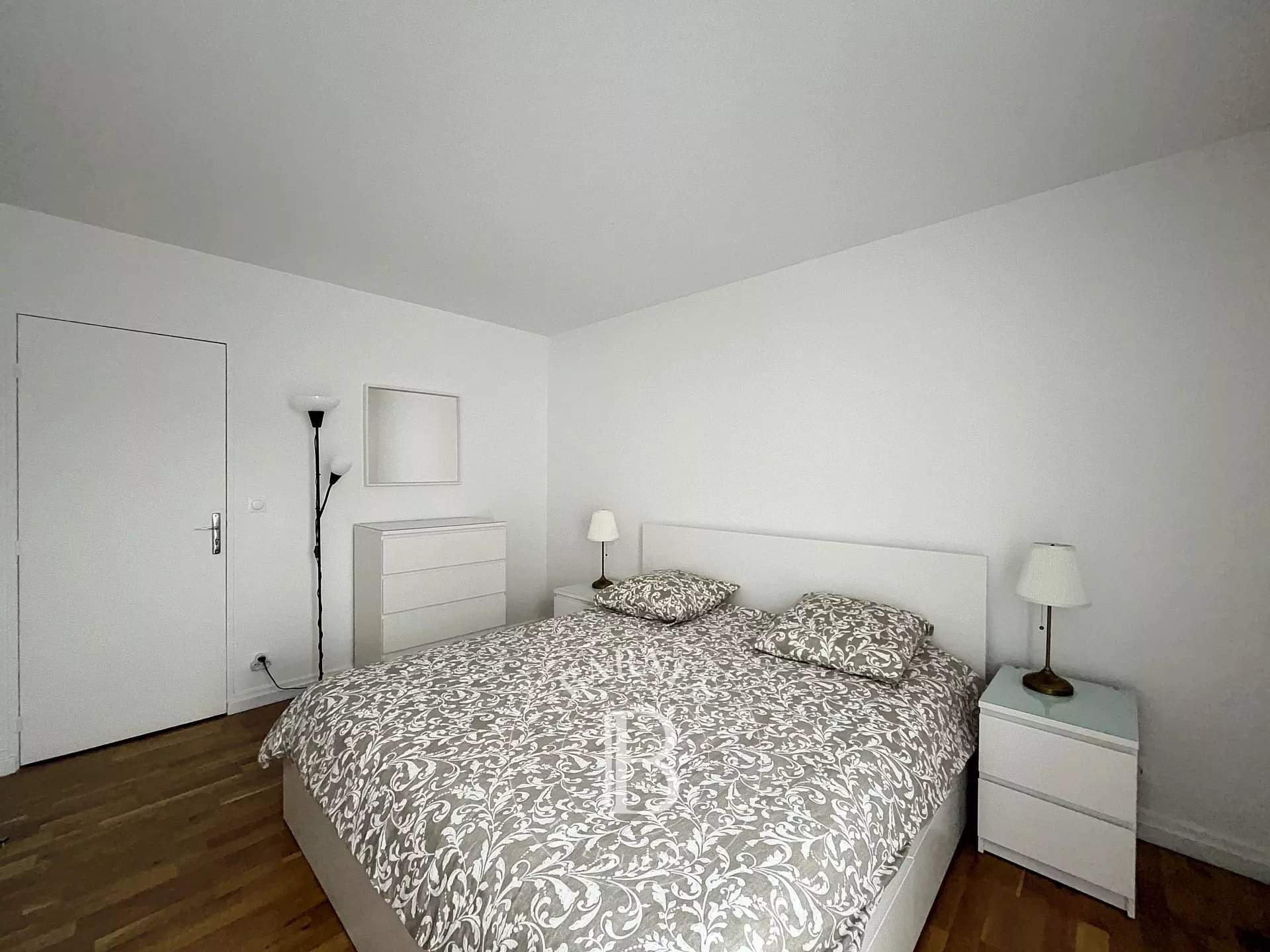 Paris  - Apartment 2 Bedrooms - picture 4