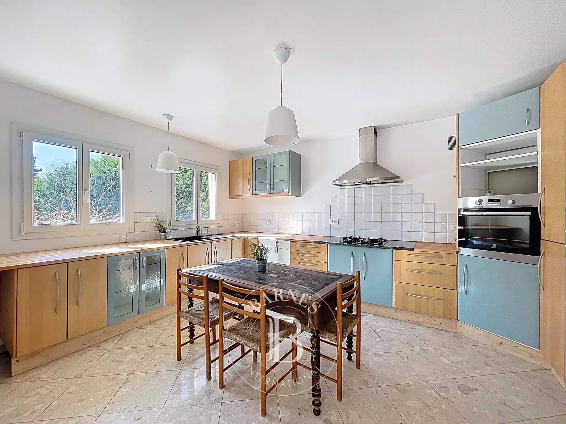 Fontenay-sous-Bois  - Maison 6 Pi&egrave;ces 5 Chambres - picture 4