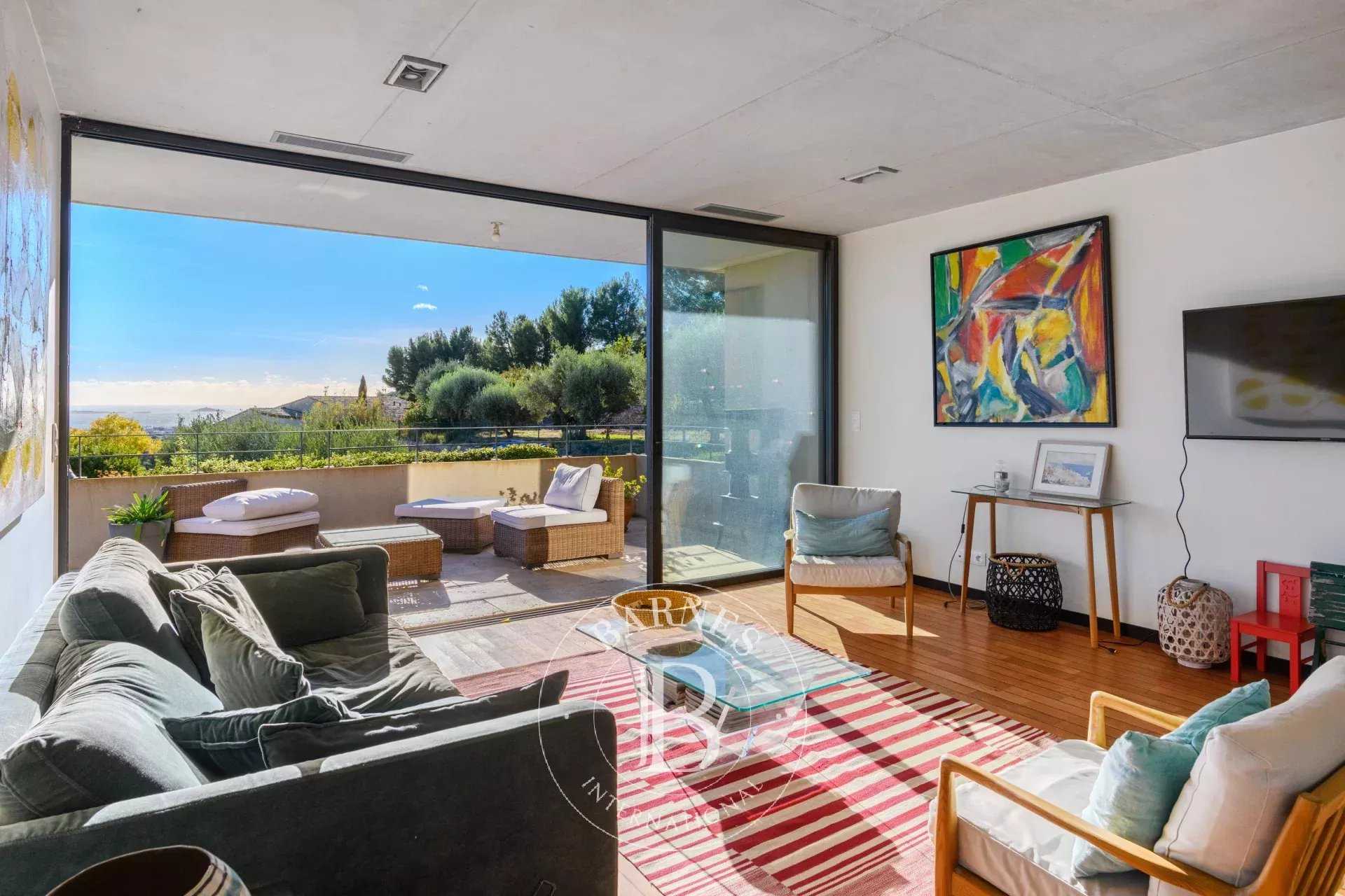 Sanary-sur-Mer  - Villa 3 Bedrooms