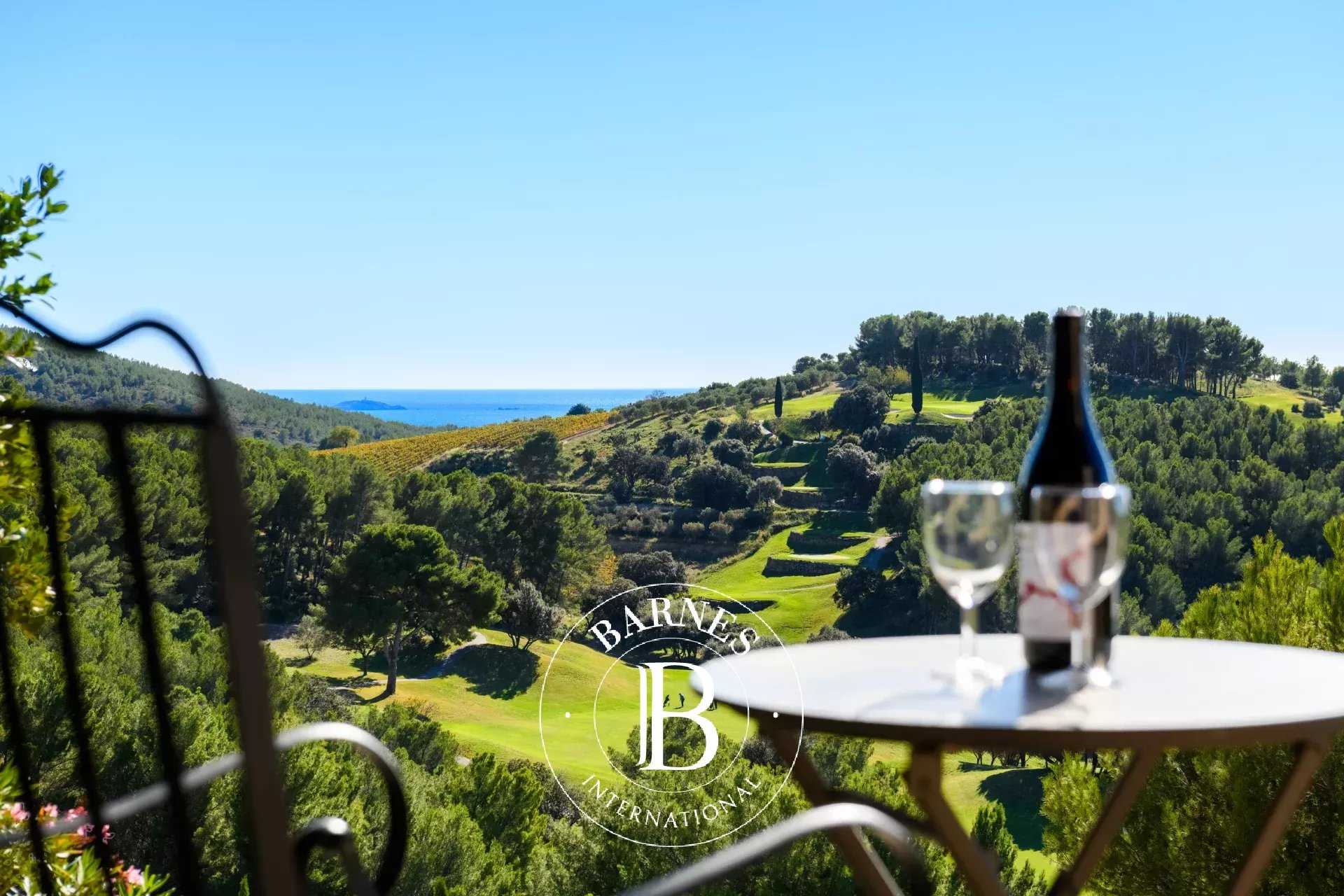 Saint-Cyr-sur-Mer  - House 2 Bedrooms