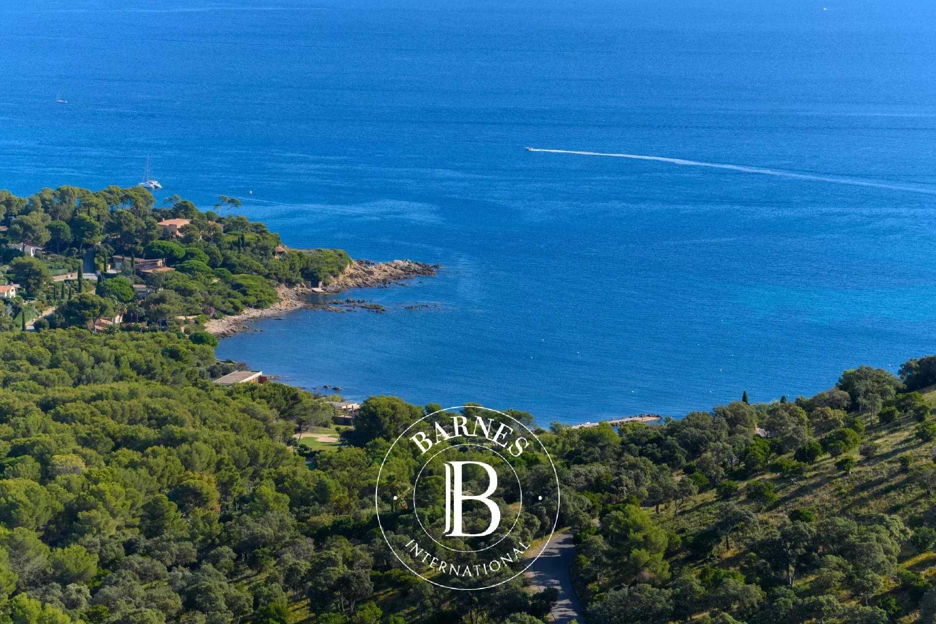 Bormes-les-Mimosas  - Villa 4 Bedrooms