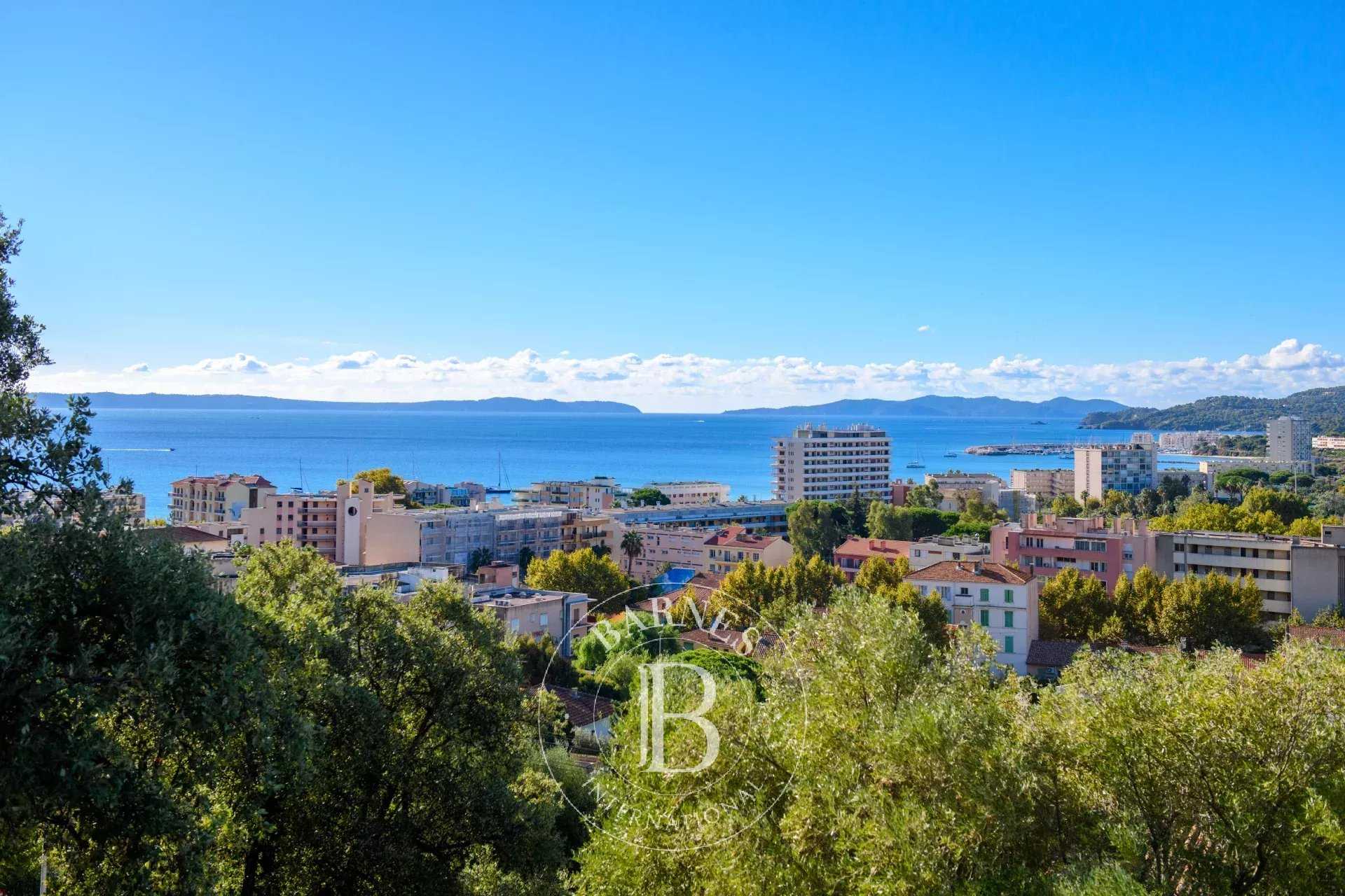 Le Lavandou  - Apartment 3 Bedrooms