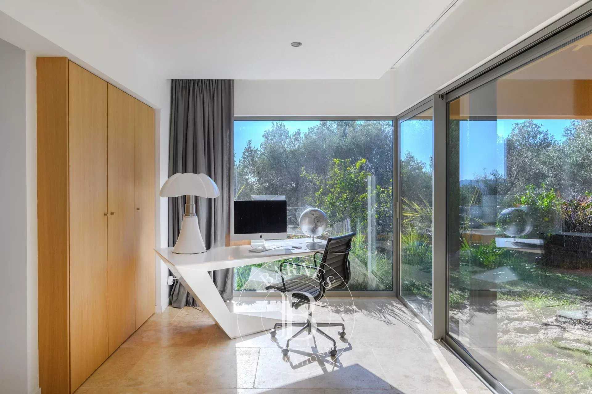 Ollioules  - Villa 4 Bedrooms