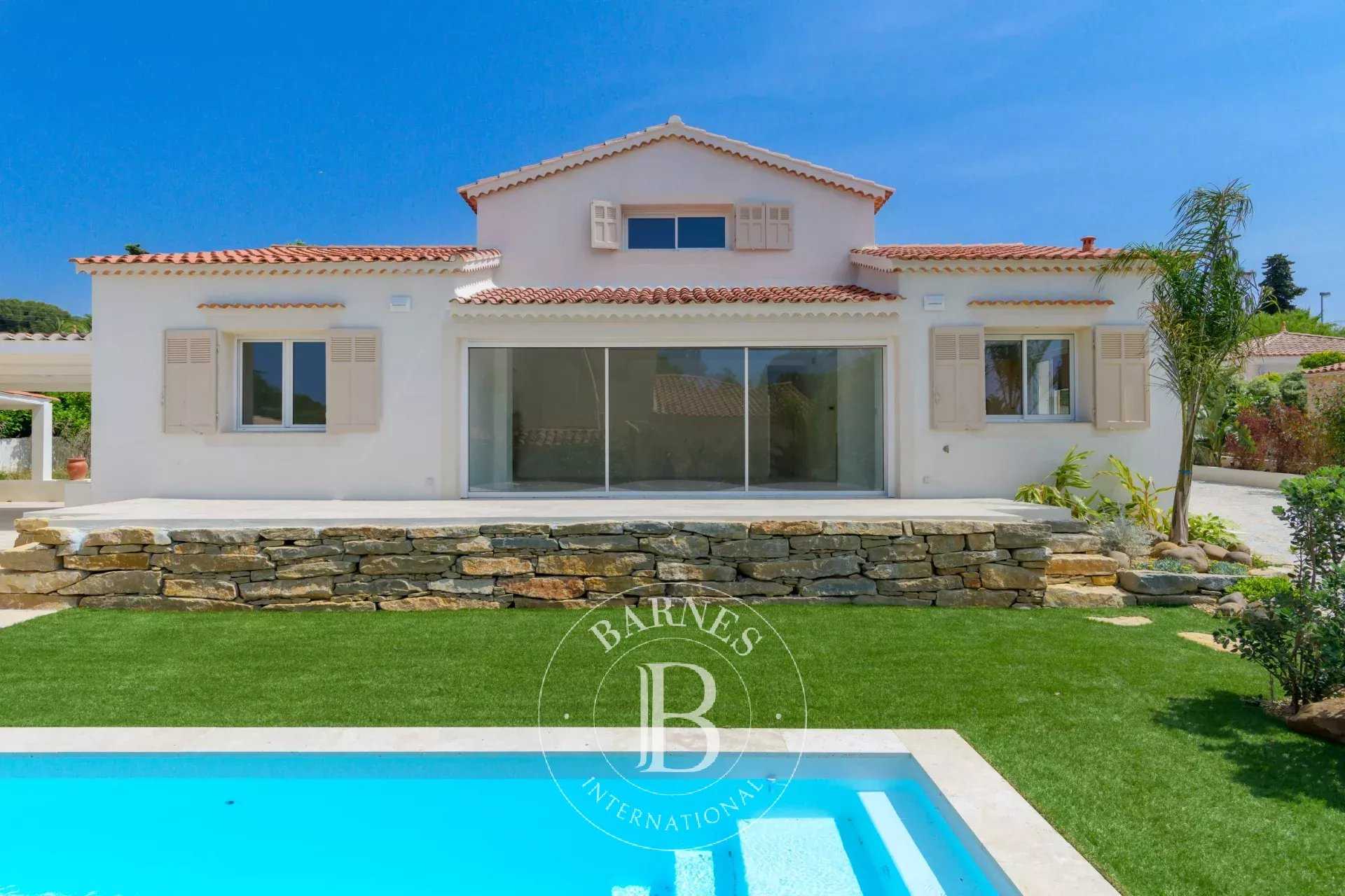 Bandol  - Villa 6 Pièces 5 Chambres