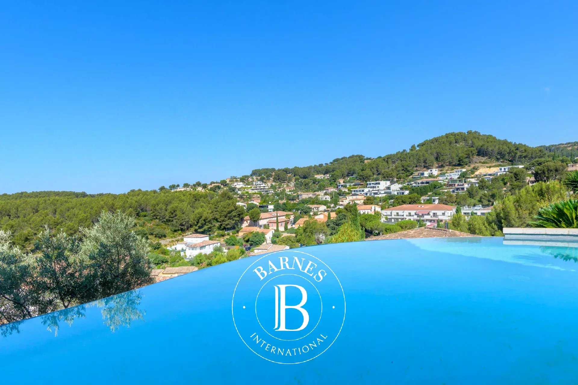 Bandol  - Villa 6 Bedrooms