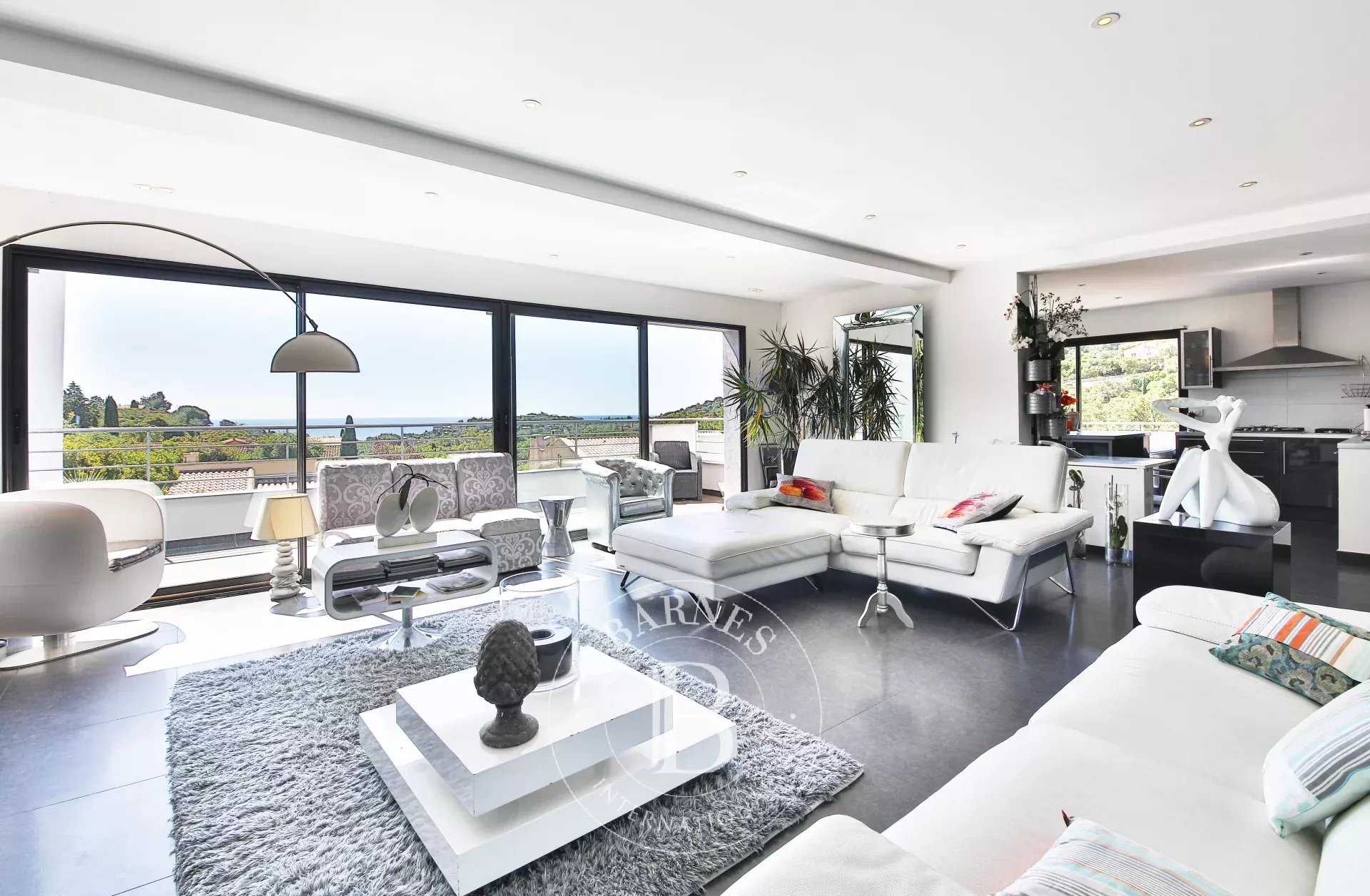 Cavalaire-sur-Mer  - Villa 9 Bedrooms