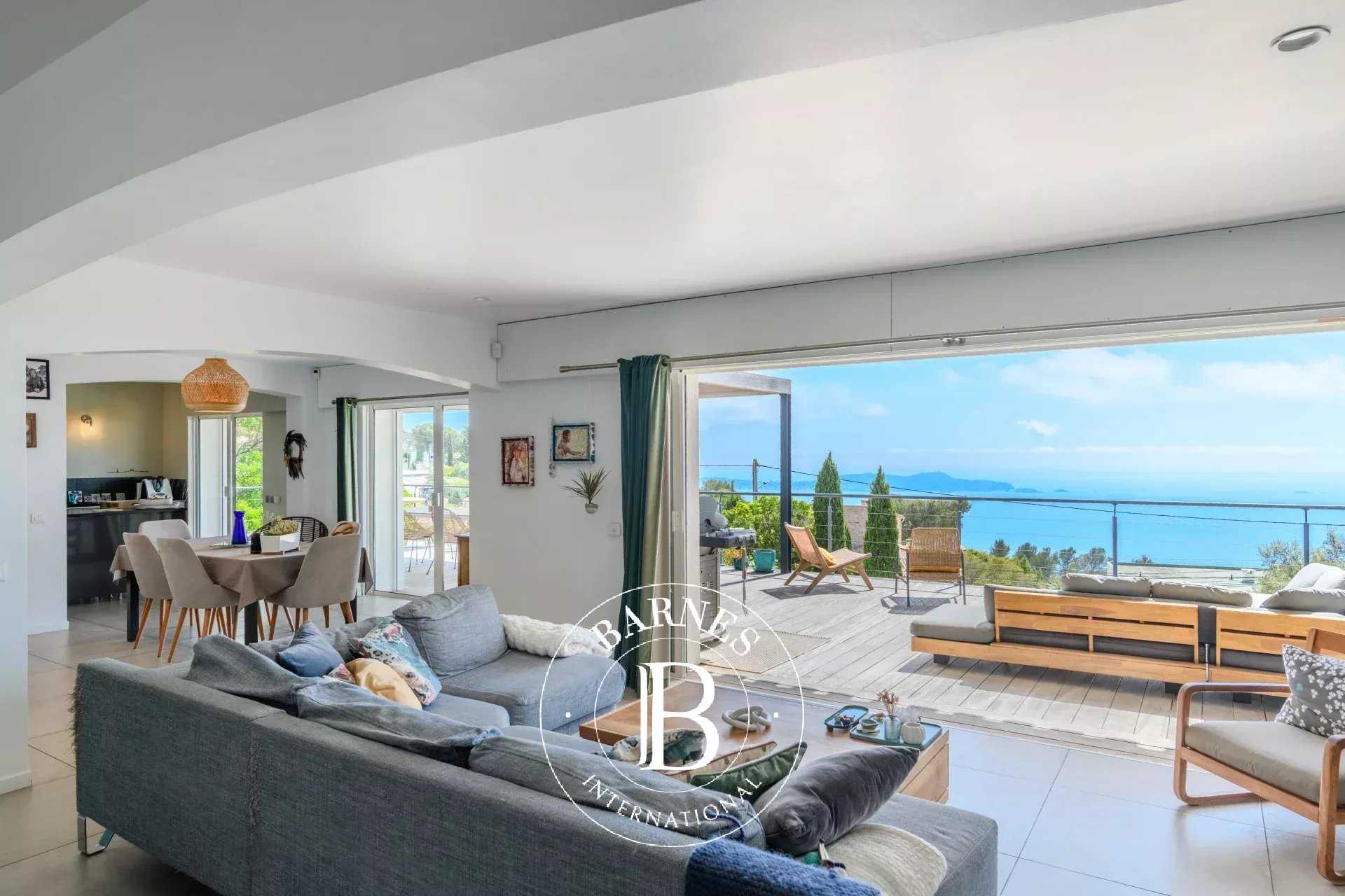 Carqueiranne  - House 6 Bedrooms