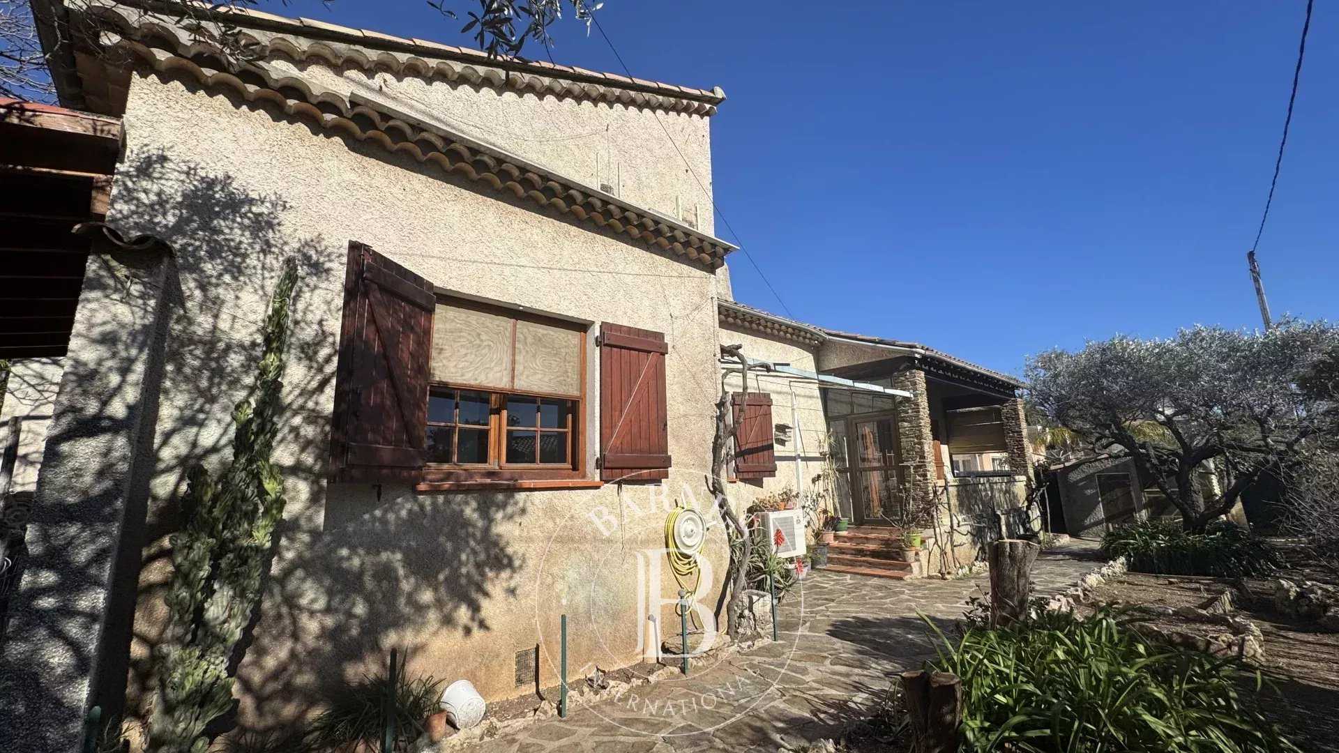 Carqueiranne  - Maison 5 Pièces