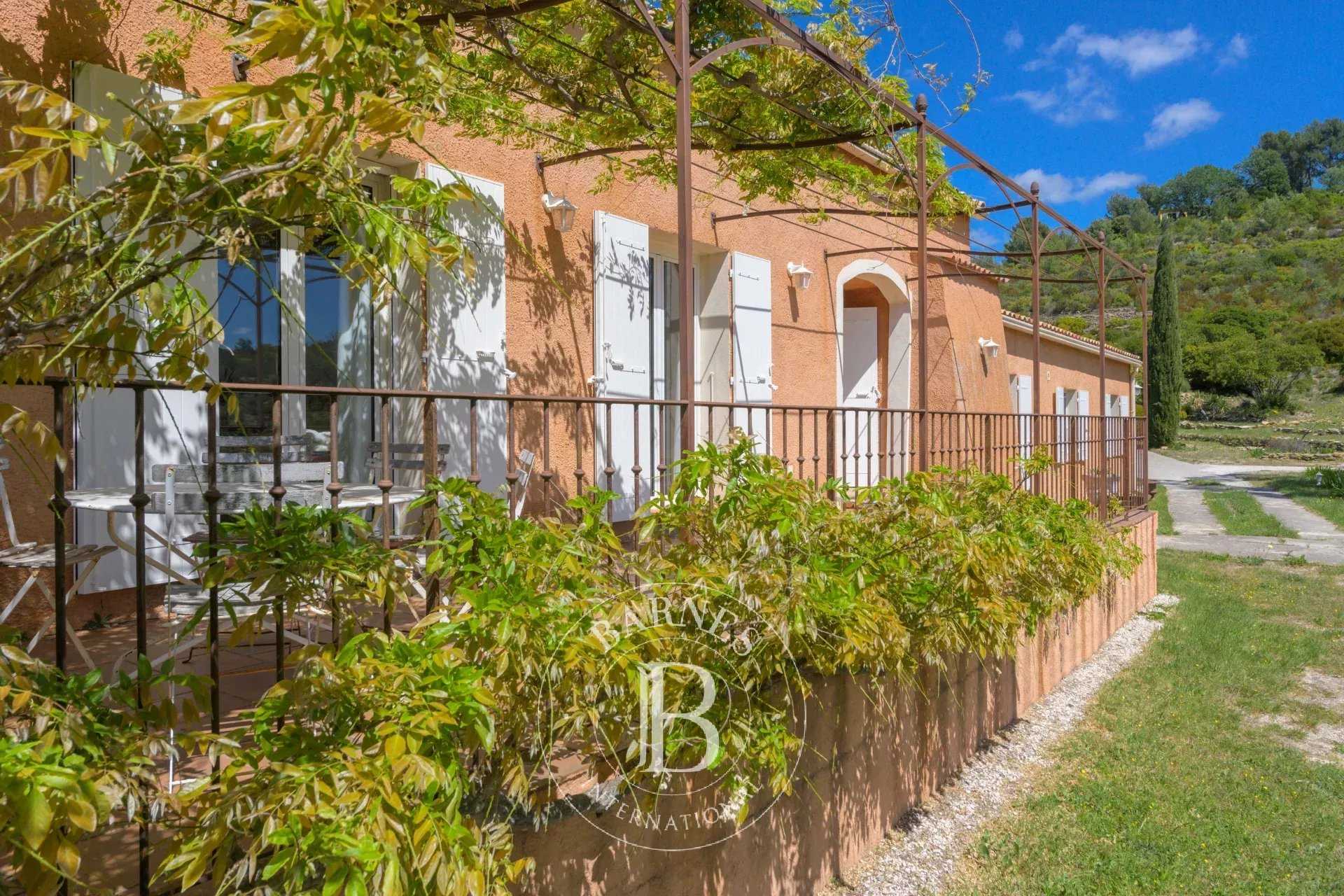 Le Beausset  - Villa 5 Bedrooms