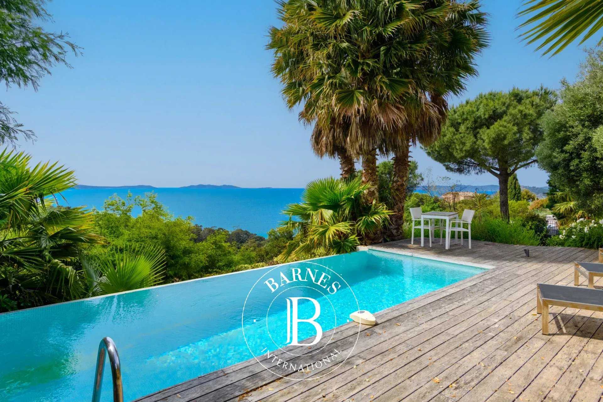 Rayol-Canadel-sur-Mer  - Villa 6 Bedrooms