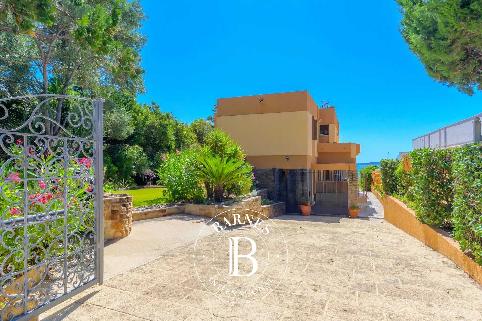 Le Lavandou  - Villa 5 Pi&egrave;ces 4 Chambres