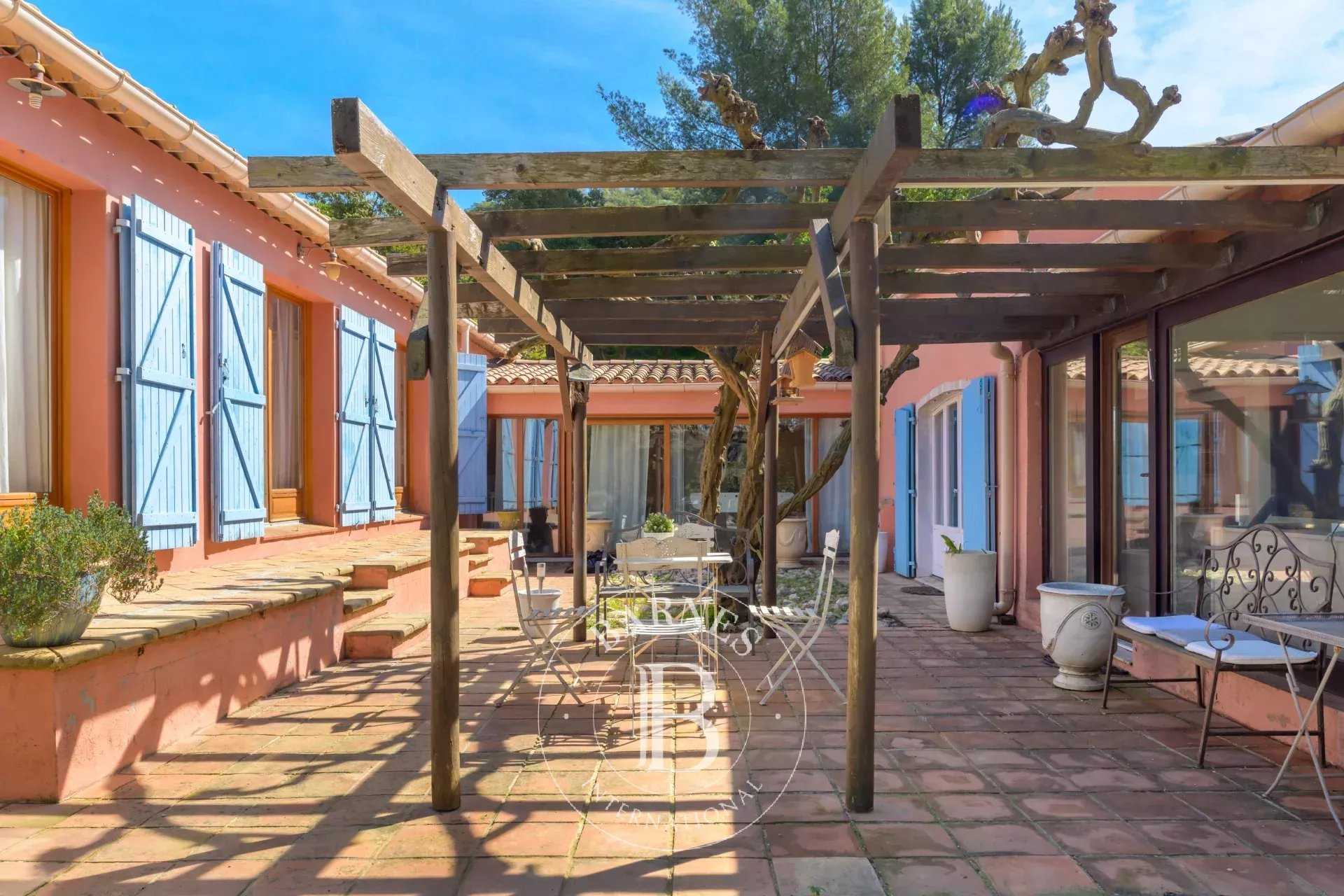 Bormes-les-Mimosas  - Villa 6 Bedrooms